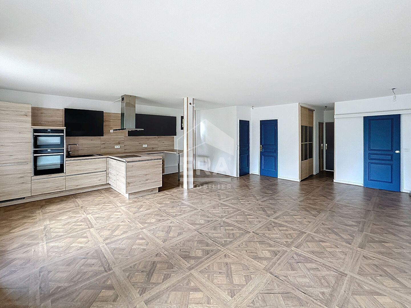 L'Isle-Adam ? 95 m² lumineux avec balcon, vue verdoyante et cuisine américaine