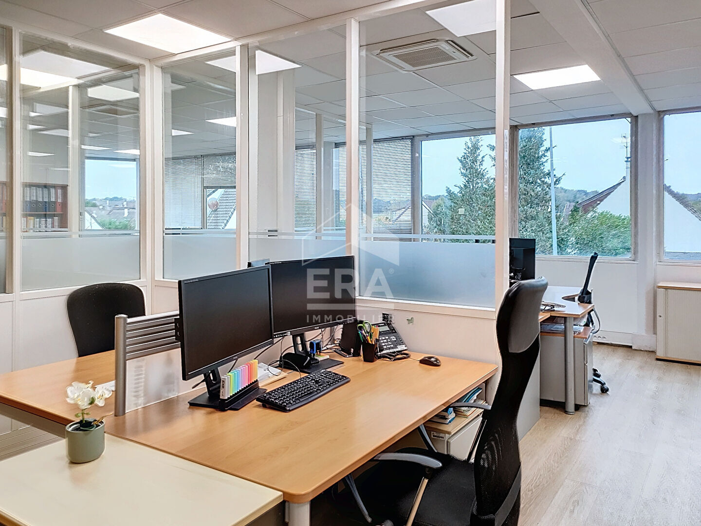 Photo A LOUER  GRAND ESPACE DE BUREAUX A CHAUMONTEL 95270 image 3/6