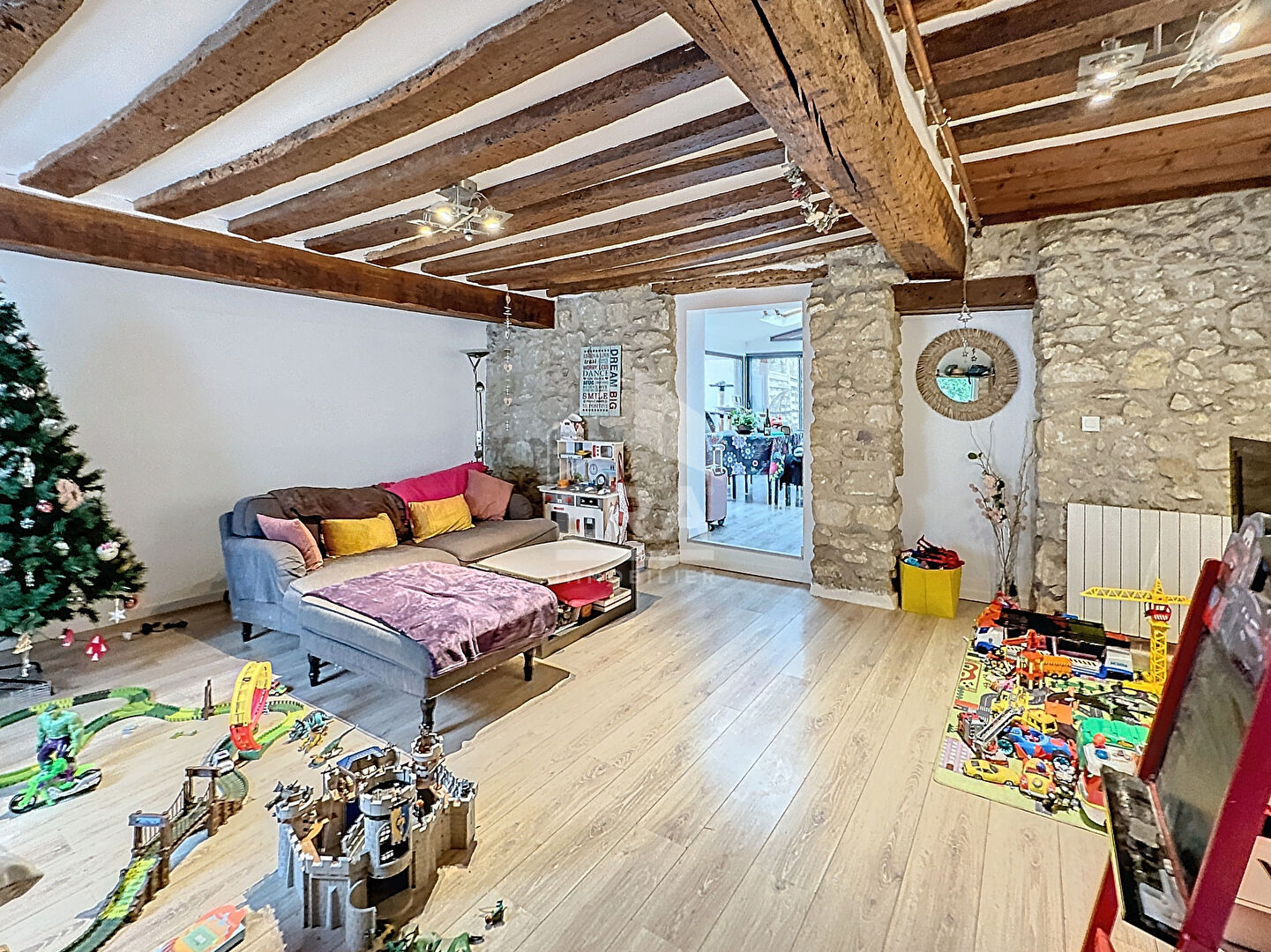 Photo Maison Ancienne de Charme au Coeur de Chaumontel Idéal Famille image 3/5