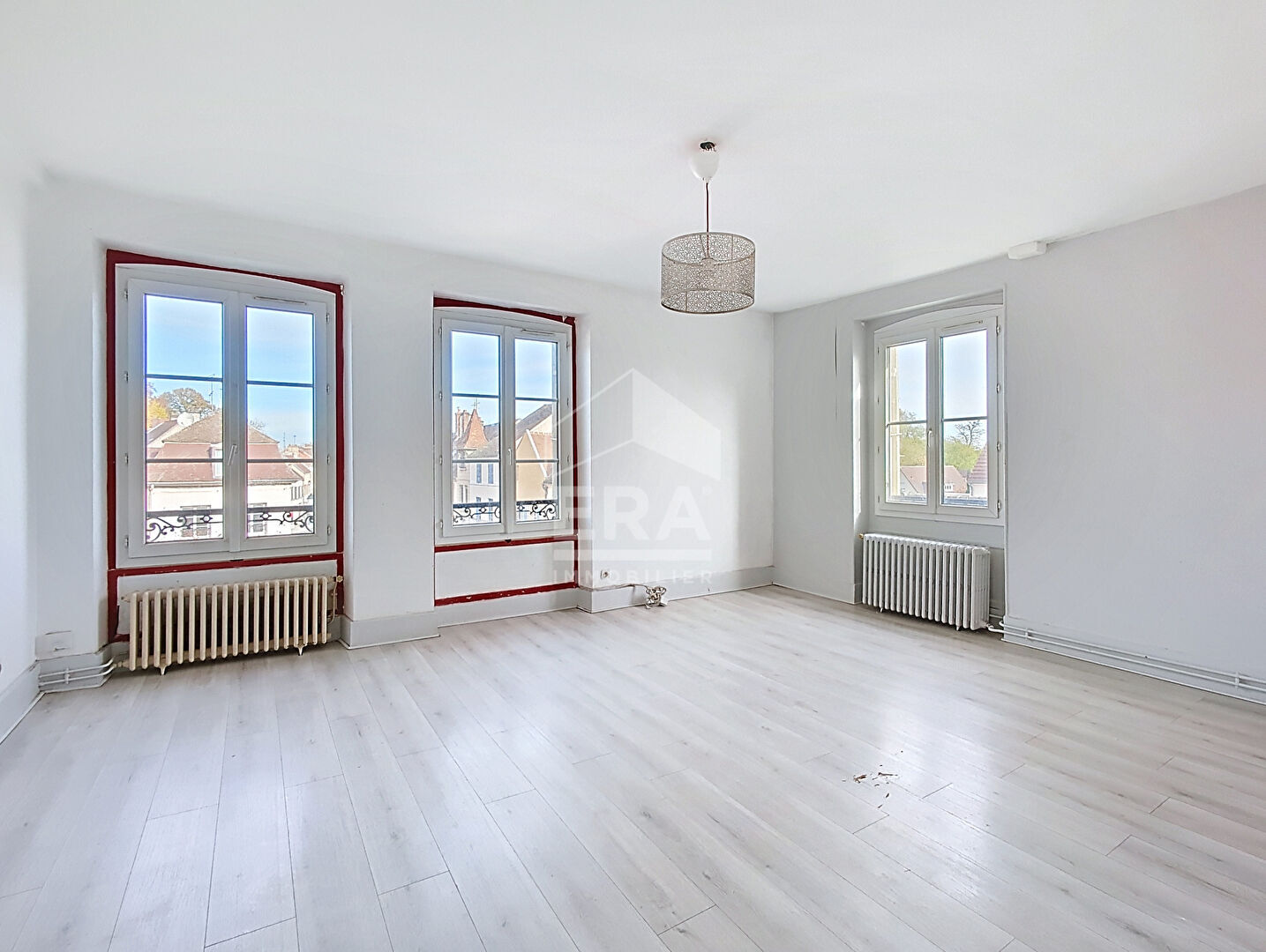 Photo Luzarches  Centre-ville 5 pièces image 2/6