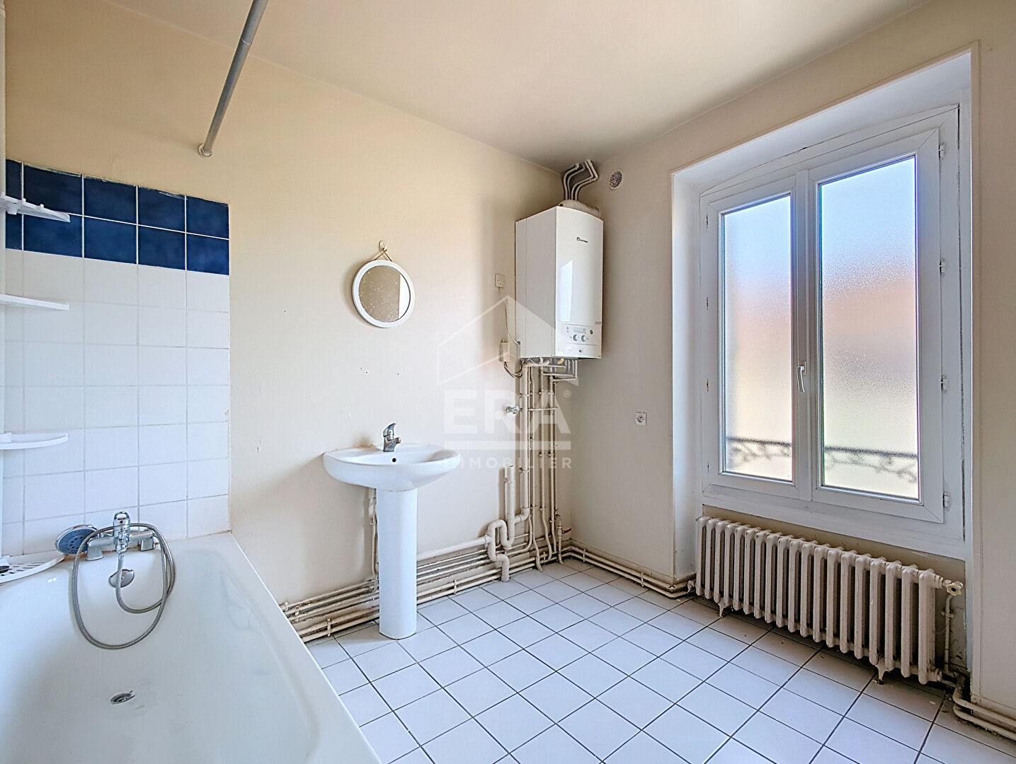 Photo Luzarches  Centre-ville 5 pièces image 5/6