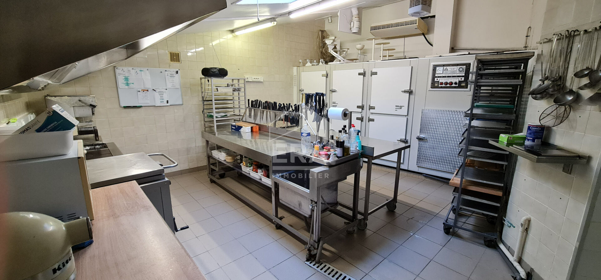 Photo Vente MURS COMMERCIAUX - Entièrement équipé d'une cuisine professionnelle ! image 4/6