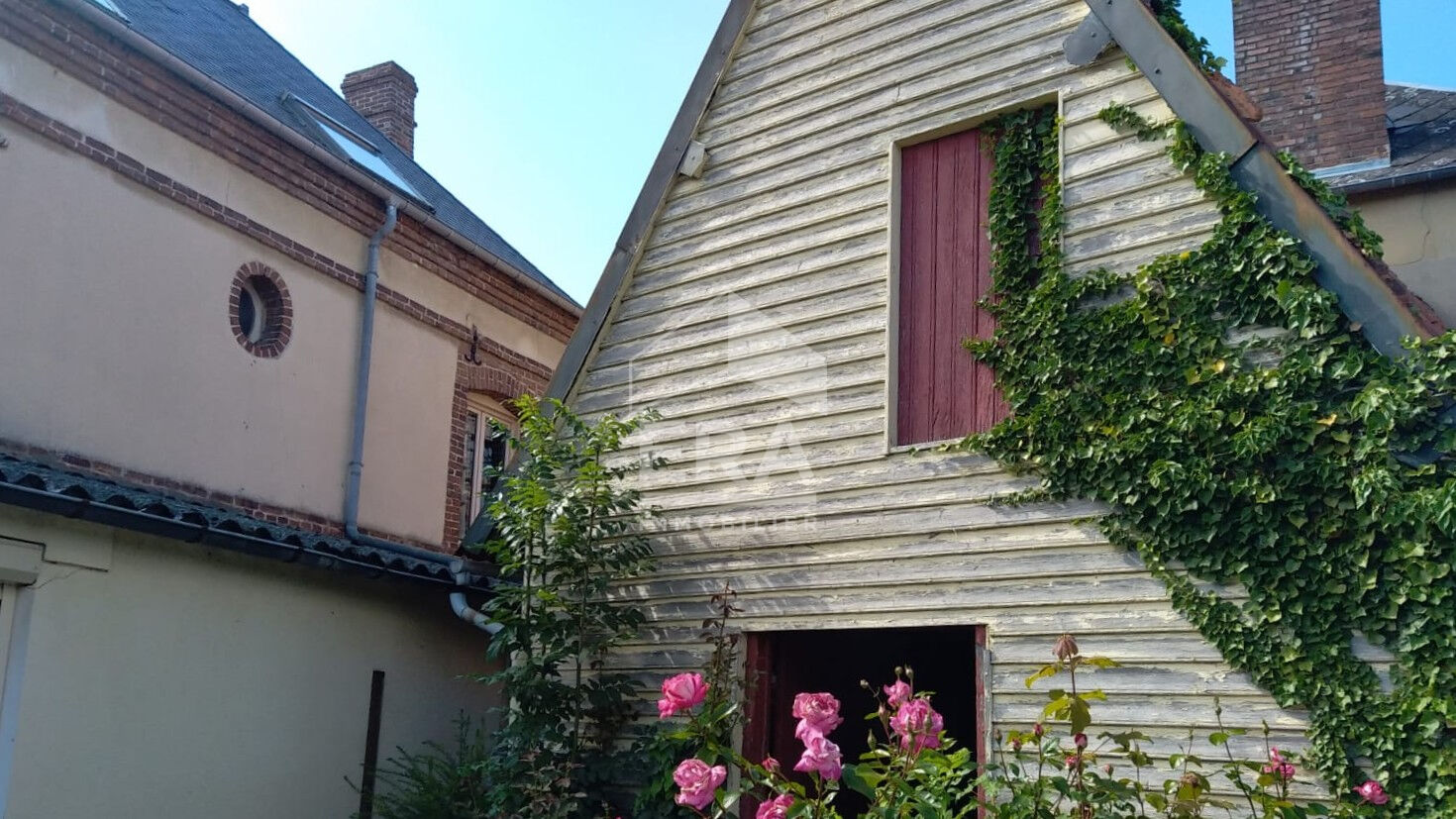 Maison Gueures 5 pièce(s) 141.5 m2