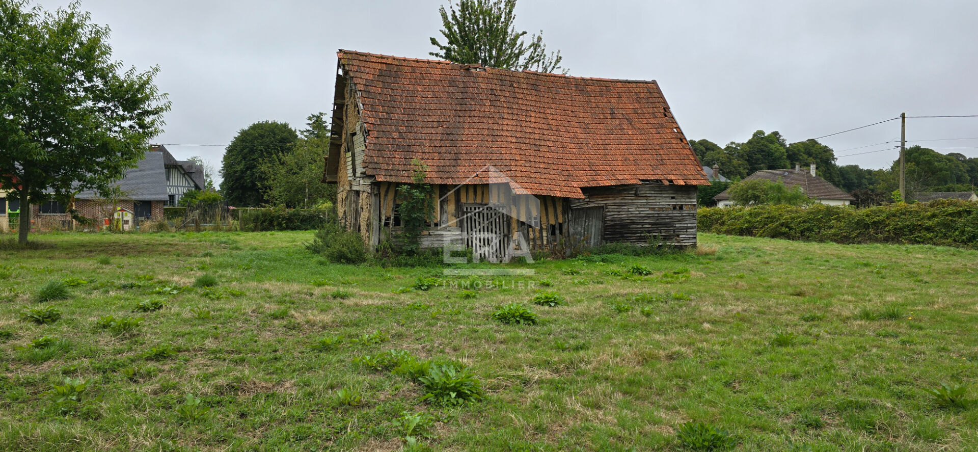 Photo Terrain constructible - 2774m² image 2/4