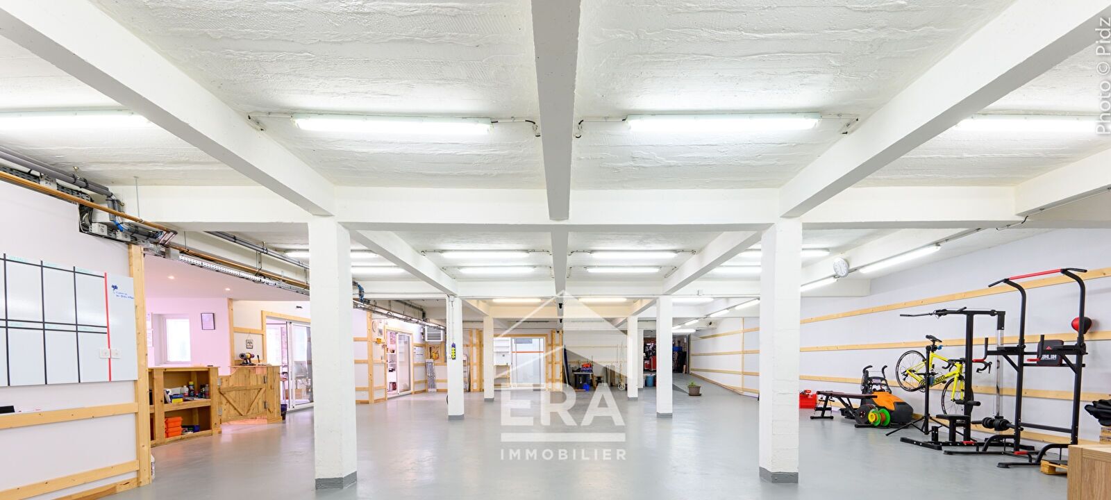 Photo Entrepôt, Local d'activité La Basée 1300M2 image 2/6