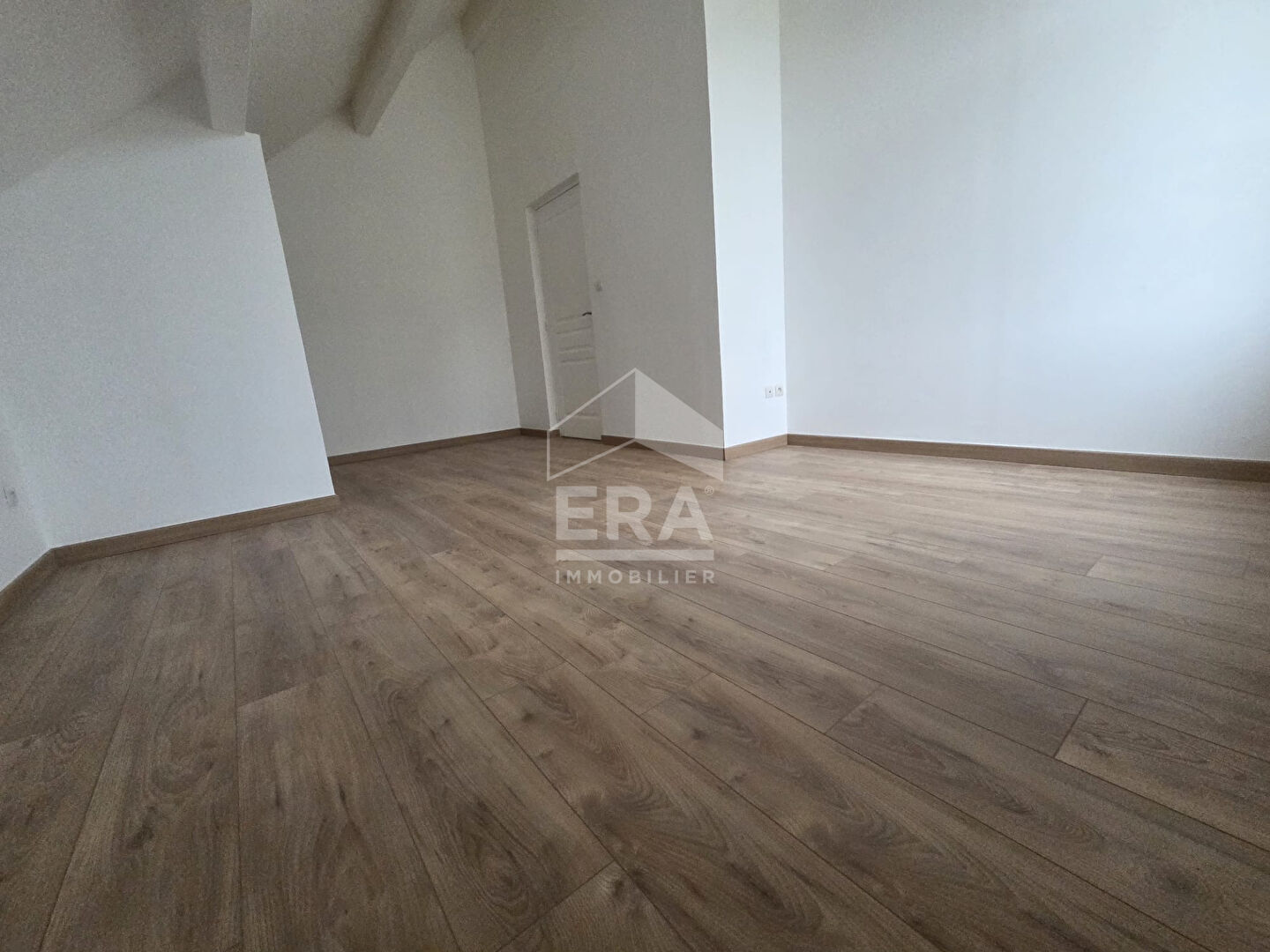 Photo Maison Douvrin 8 pièce(s) 152 m2 image 4/6