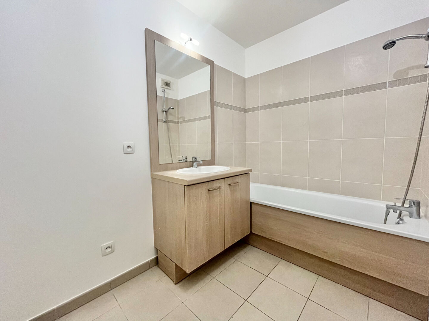 Photo Appartement Houilles 3 pièce(s) 63 m2 image 6/6