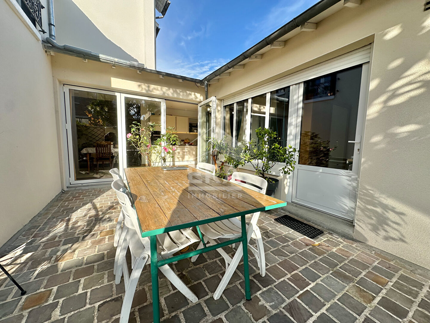 Photo Maison d'exception à vendre à Sartrouville - 6 pièces, 4 chambres image 2/6