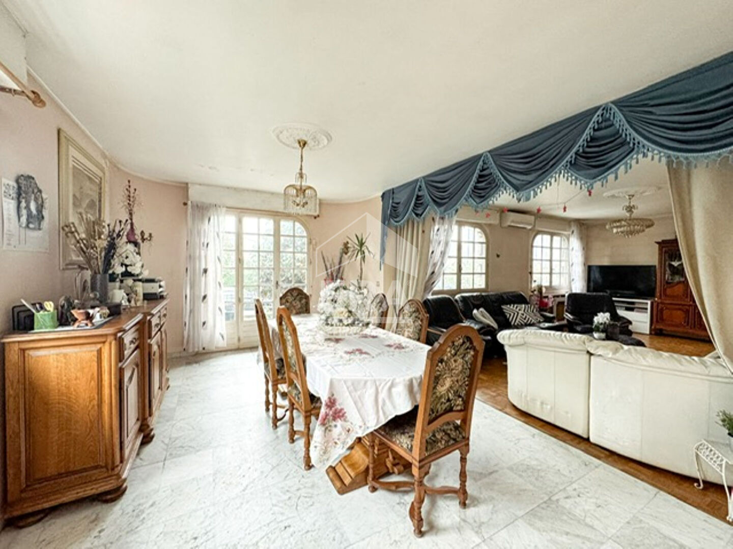 Photo Maison familiale 6 pièces 140 m2 image 3/6