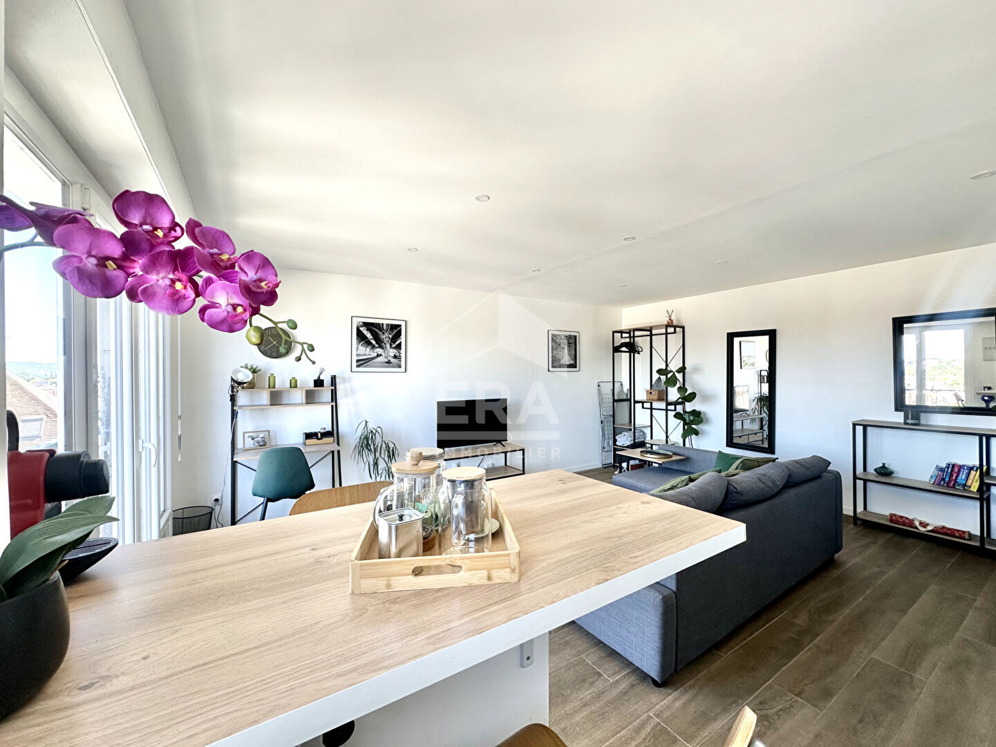 Photo Studio charmant centre-ville 1 pièce(s) 34 m2 image 1/5