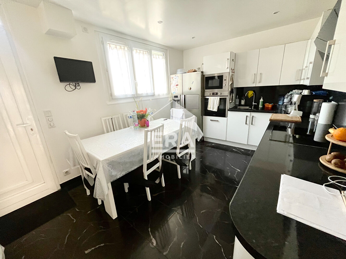 Photo Maison Sartrouville 10 pièce(s) 245 m2 image 6/6