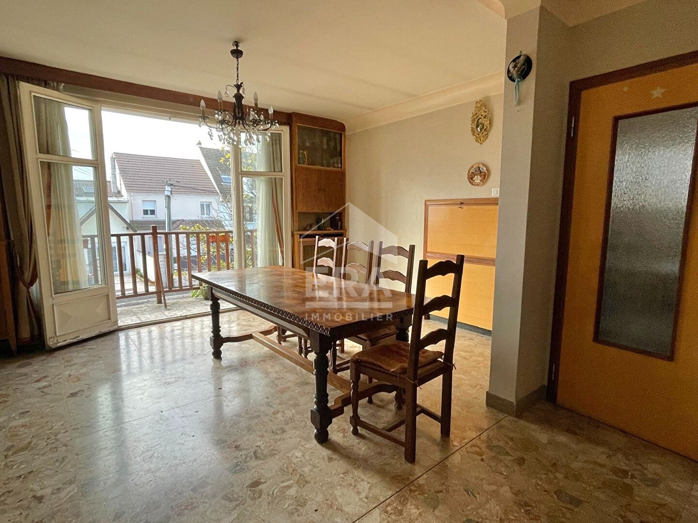 Photo Maison spacieuse à vendre à Sartrouville - 7 pièces, 4 chambres image 2/6