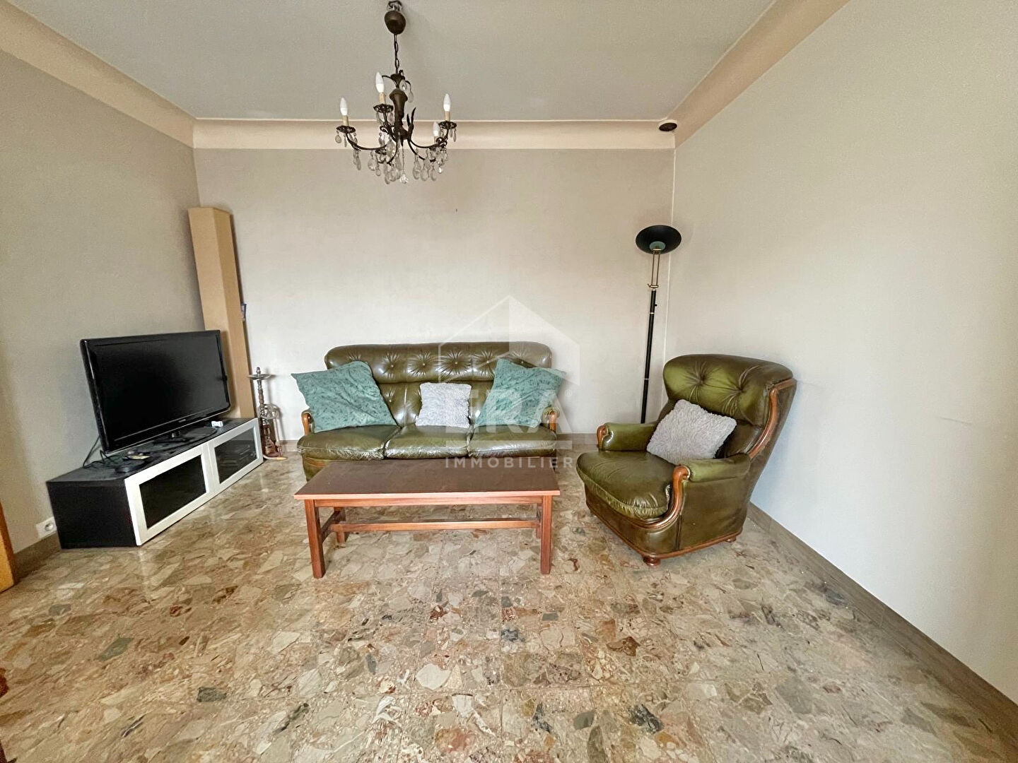 Photo Maison spacieuse à vendre à Sartrouville - 7 pièces, 4 chambres image 3/6