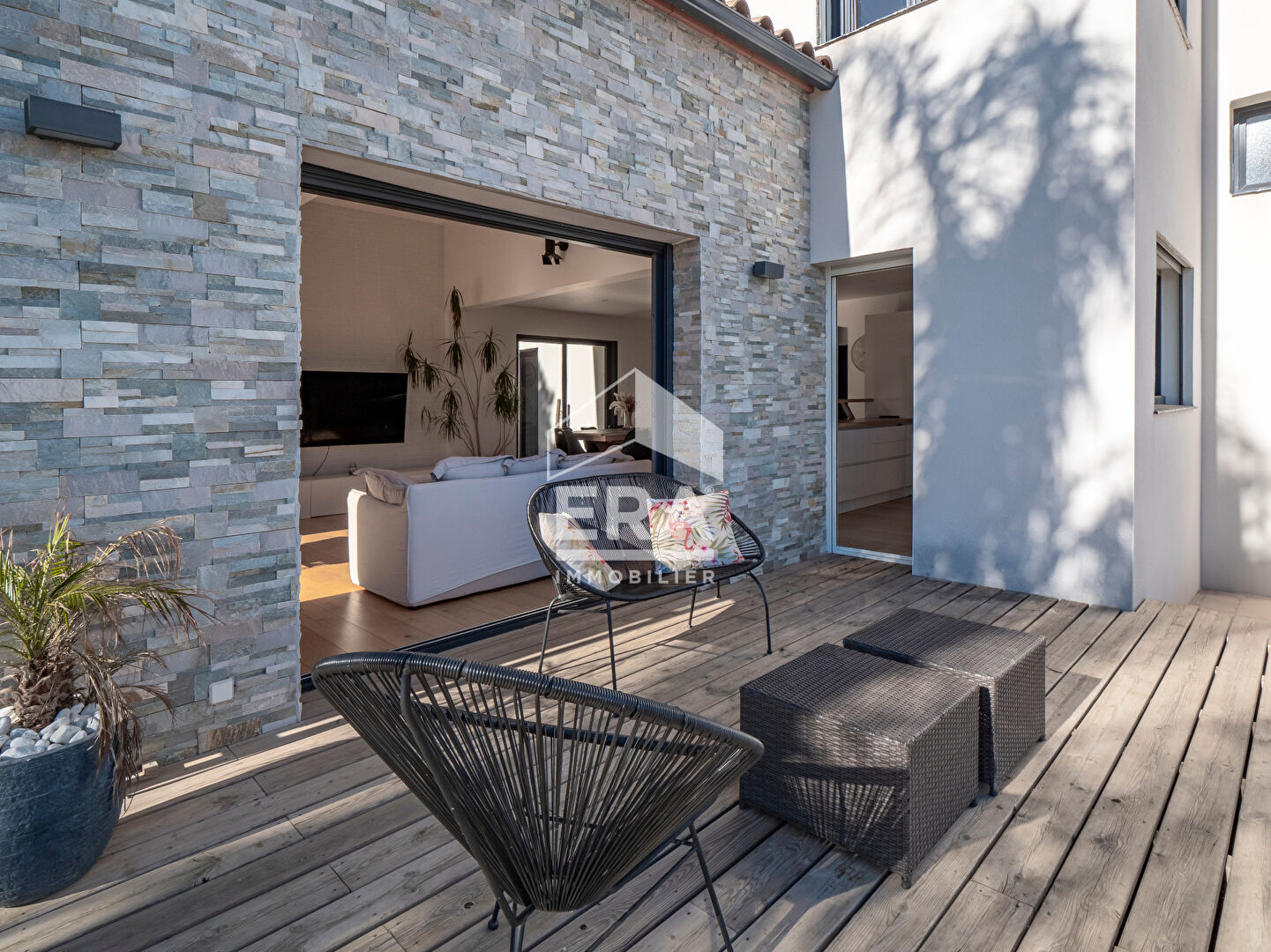 Photo Canet-en-Roussillon, Villa 4 faces à vendre 7 pièces, 5 chambres, garage, jardin et pisicine image 6/6