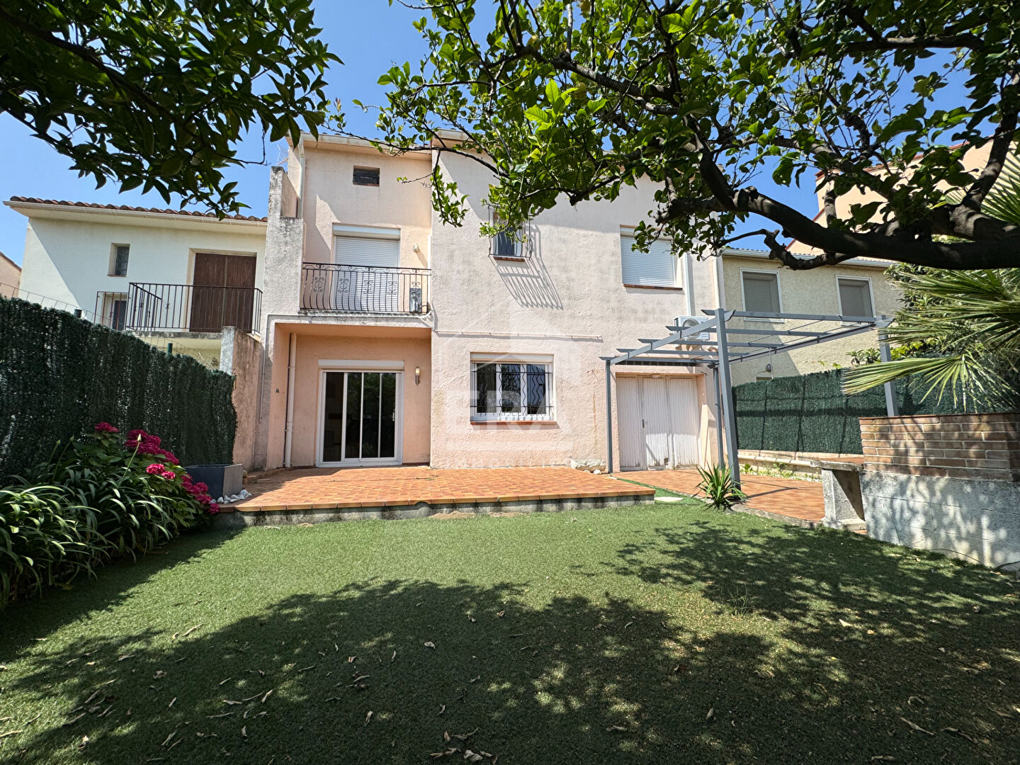 Agence immobilière de ERA IMMOBILIER CHATEAU ROUSSILLON