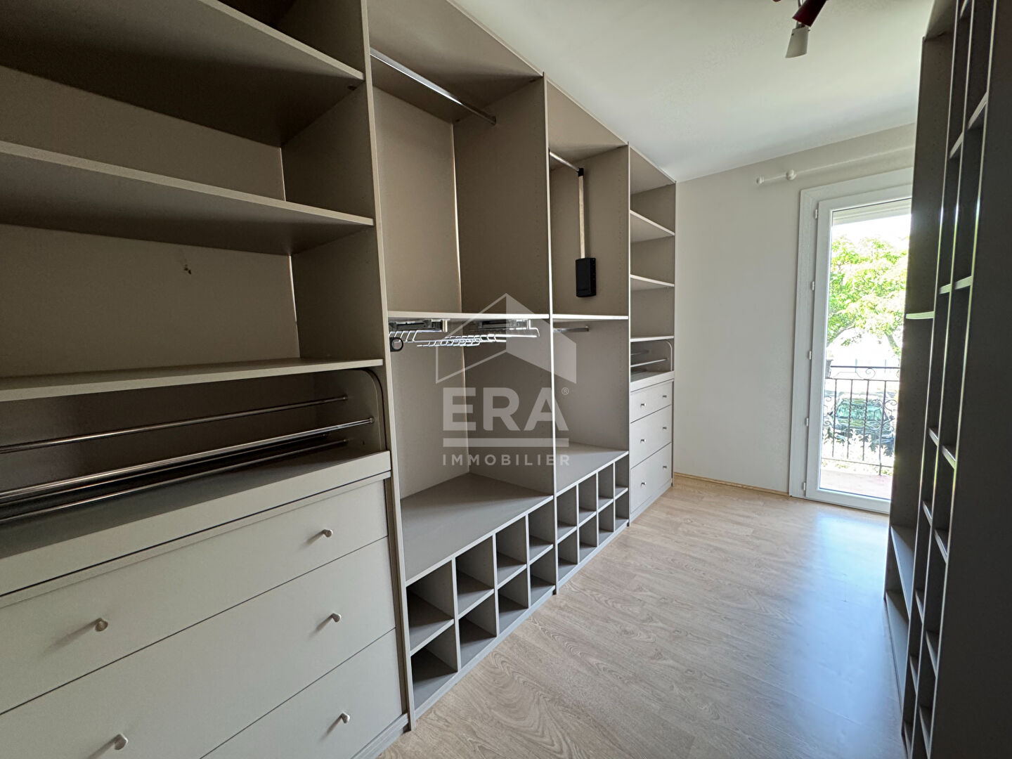 Photo Perpignan Clos Banet : Maison à vendre 6 pièces 170 m2  avec grand garage image 5/6