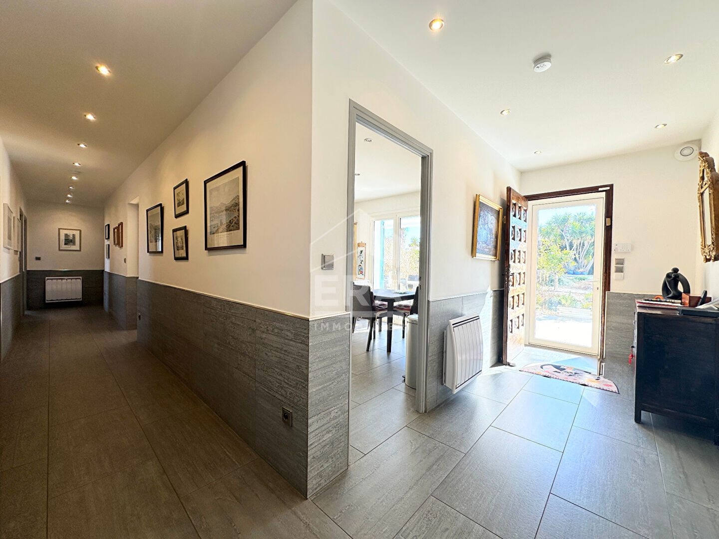 Photo Maison d'exception à vendre à Cabestany - 270 m² de confort et de luxe image 5/6