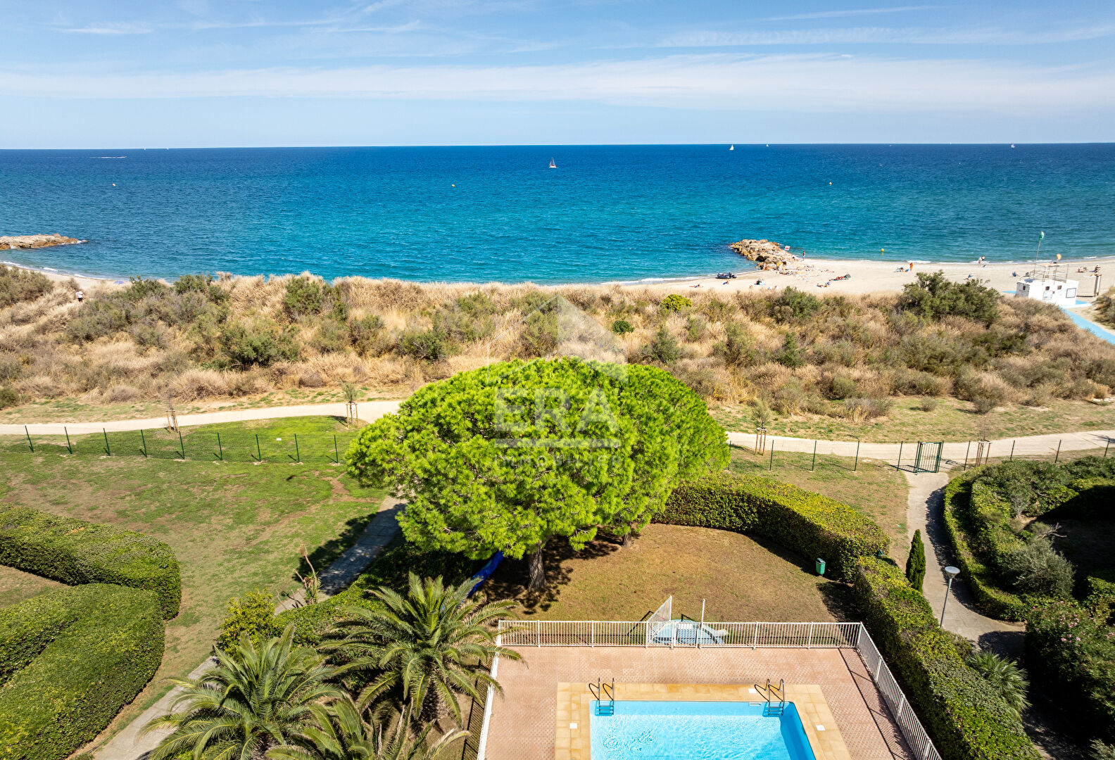 Saint Cyprien plage : appartement à vendre avec jardin, parking et accès direct à la plage