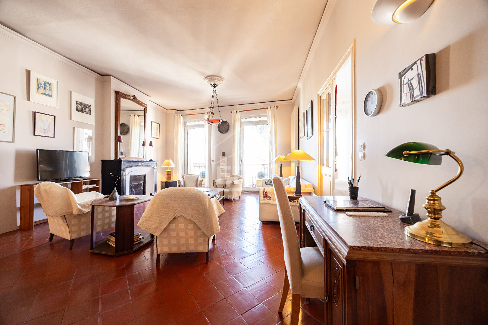 Agence immobilière de ERA IMMOBILIER CHATEAU ROUSSILLON