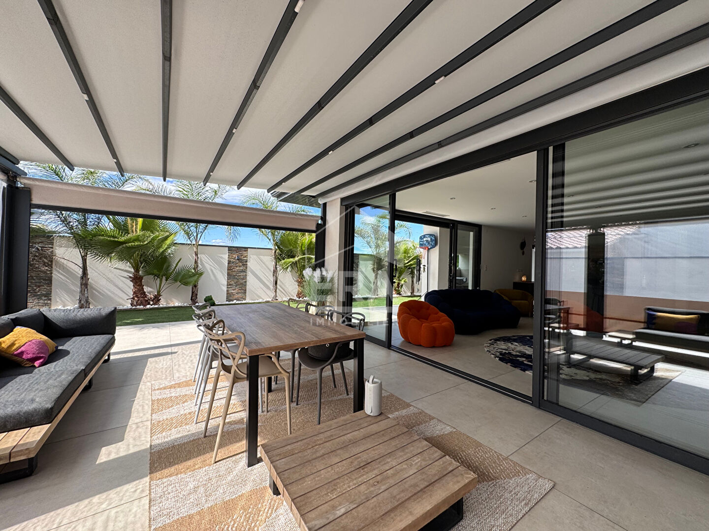 Agence immobilière de ERA IMMOBILIER CHATEAU ROUSSILLON