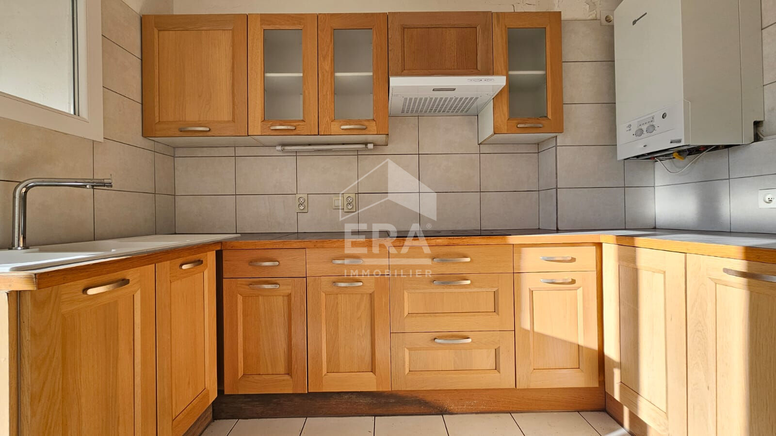 Agence immobilière de ERA IMMOBILIER CHATEAU ROUSSILLON