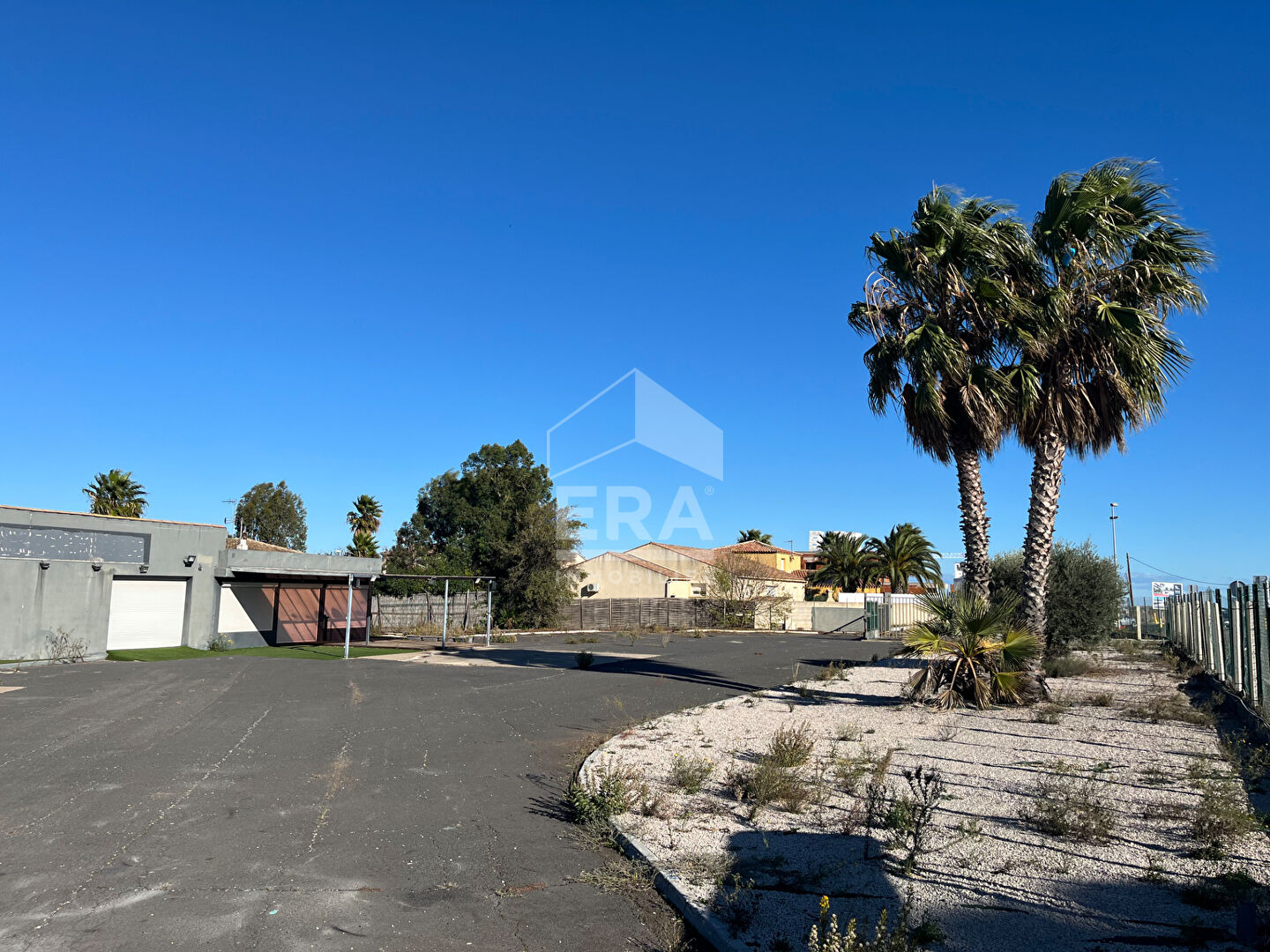 Photo Local commercial à vendre à AGDE - Zone des Septs Fonts image 4/6