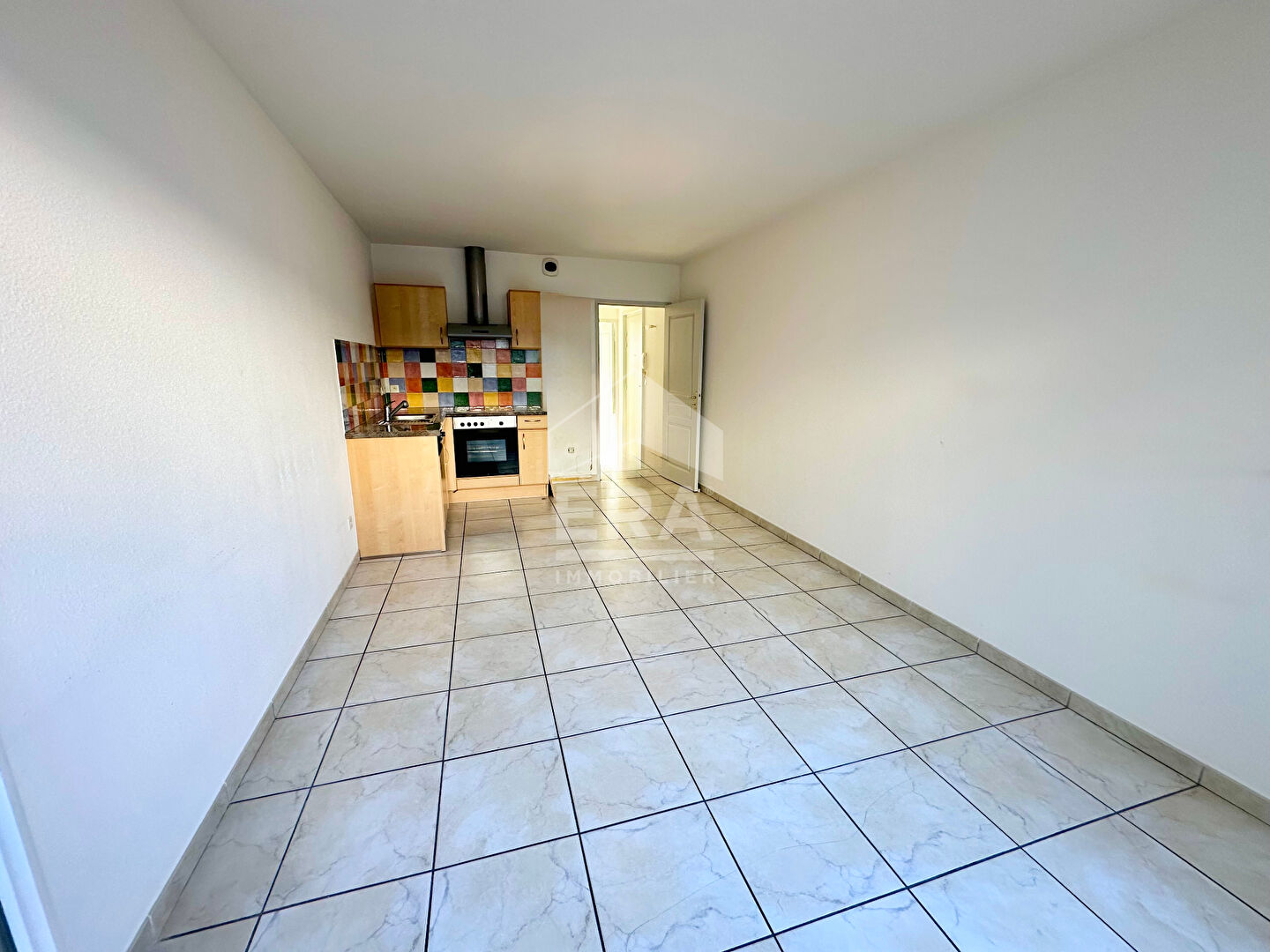 Photo A vendre. Perpignan / Saint Martin: Appartement 2 pièces avec terrasse, cave et garage image 4/6