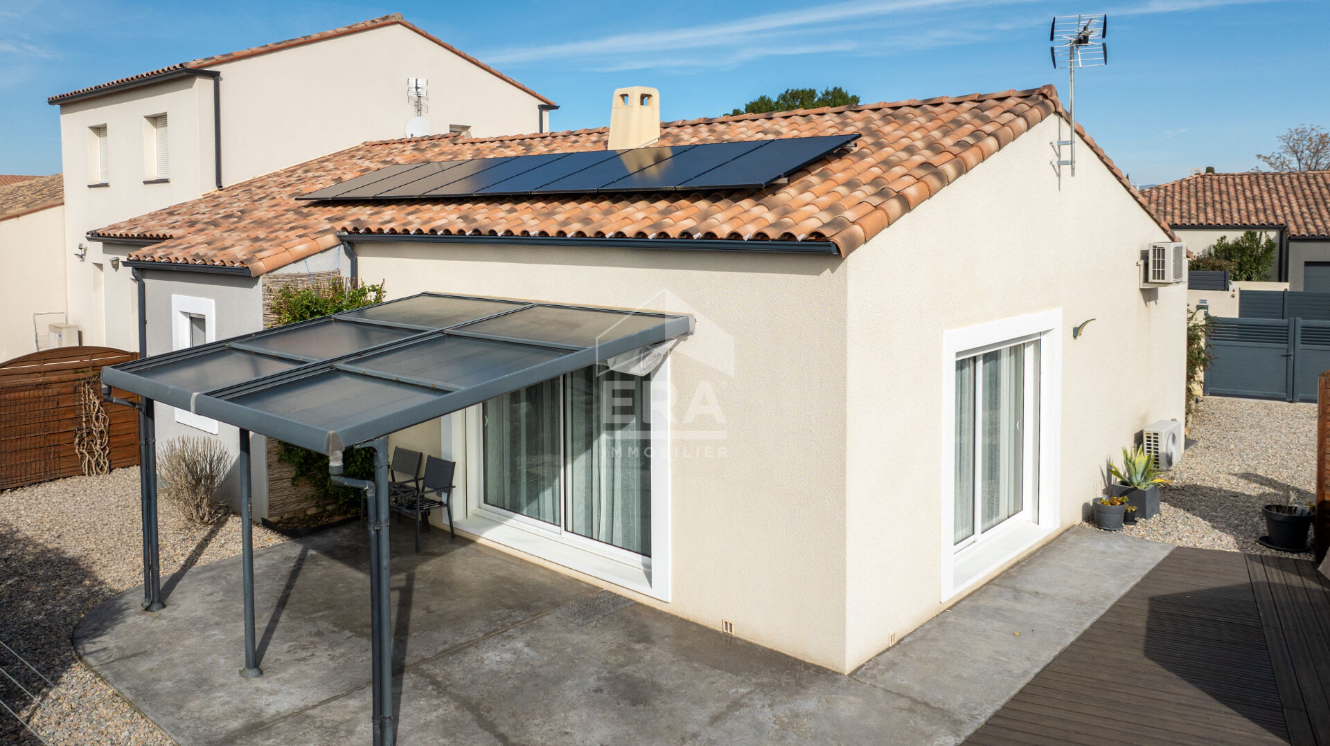 Agence immobilière de ERA IMMOBILIER CHATEAU ROUSSILLON