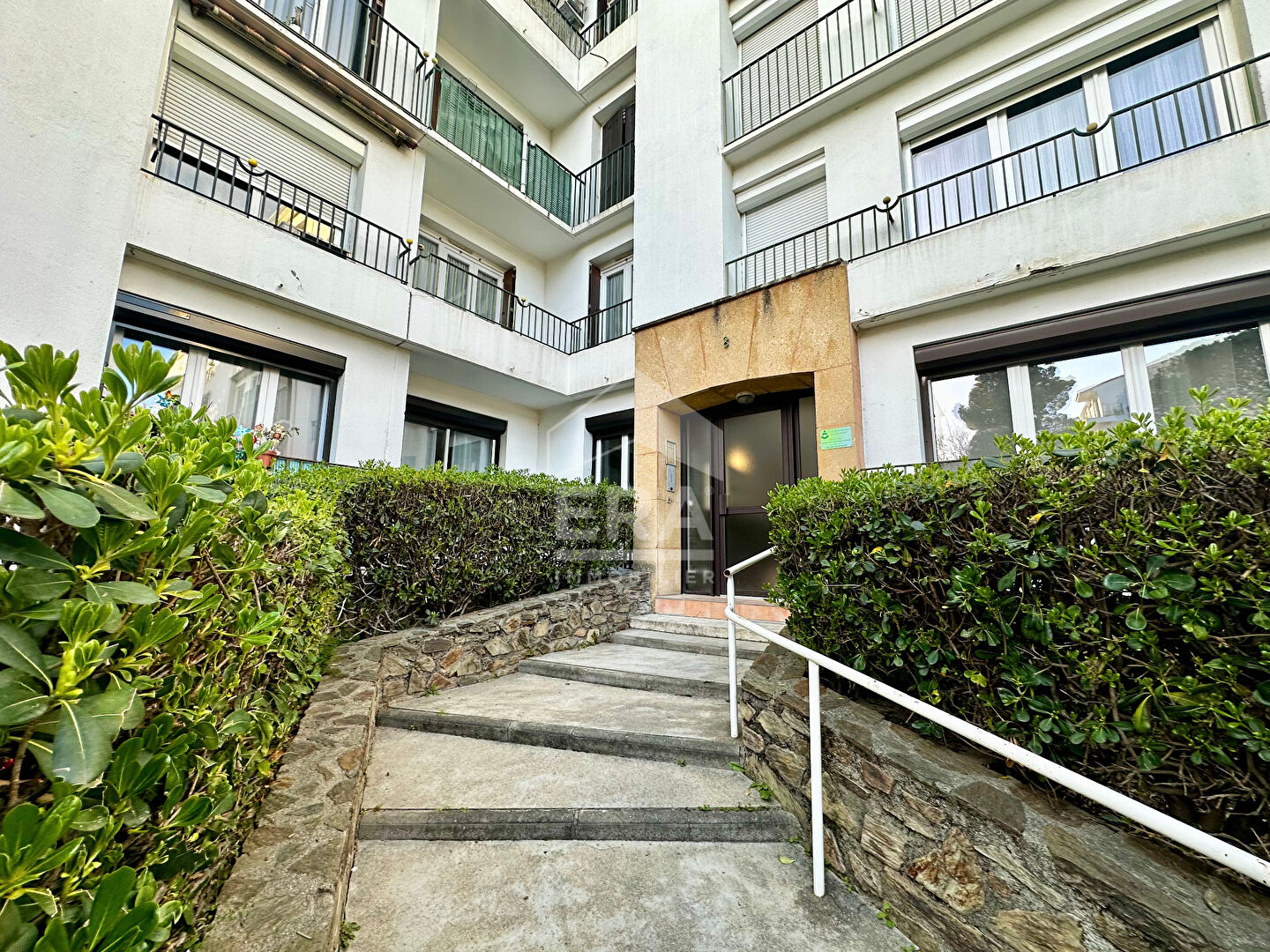 Agence immobilière de ERA IMMOBILIER CHATEAU ROUSSILLON