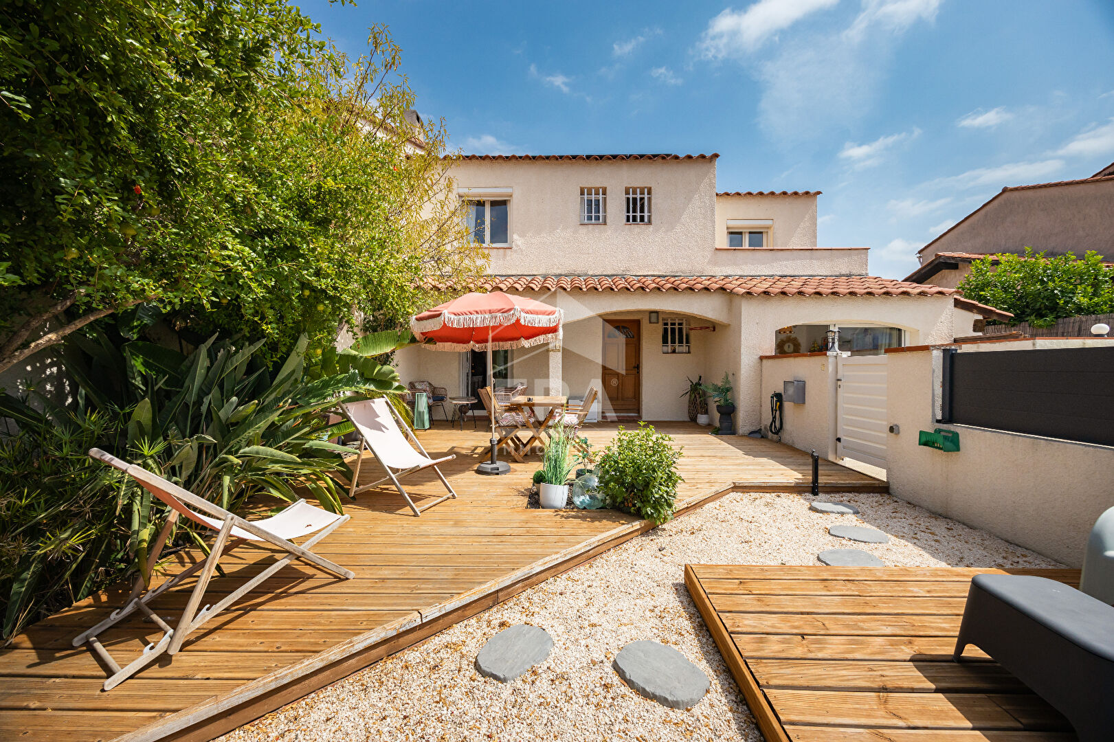 Agence immobilière de ERA IMMOBILIER CHATEAU ROUSSILLON