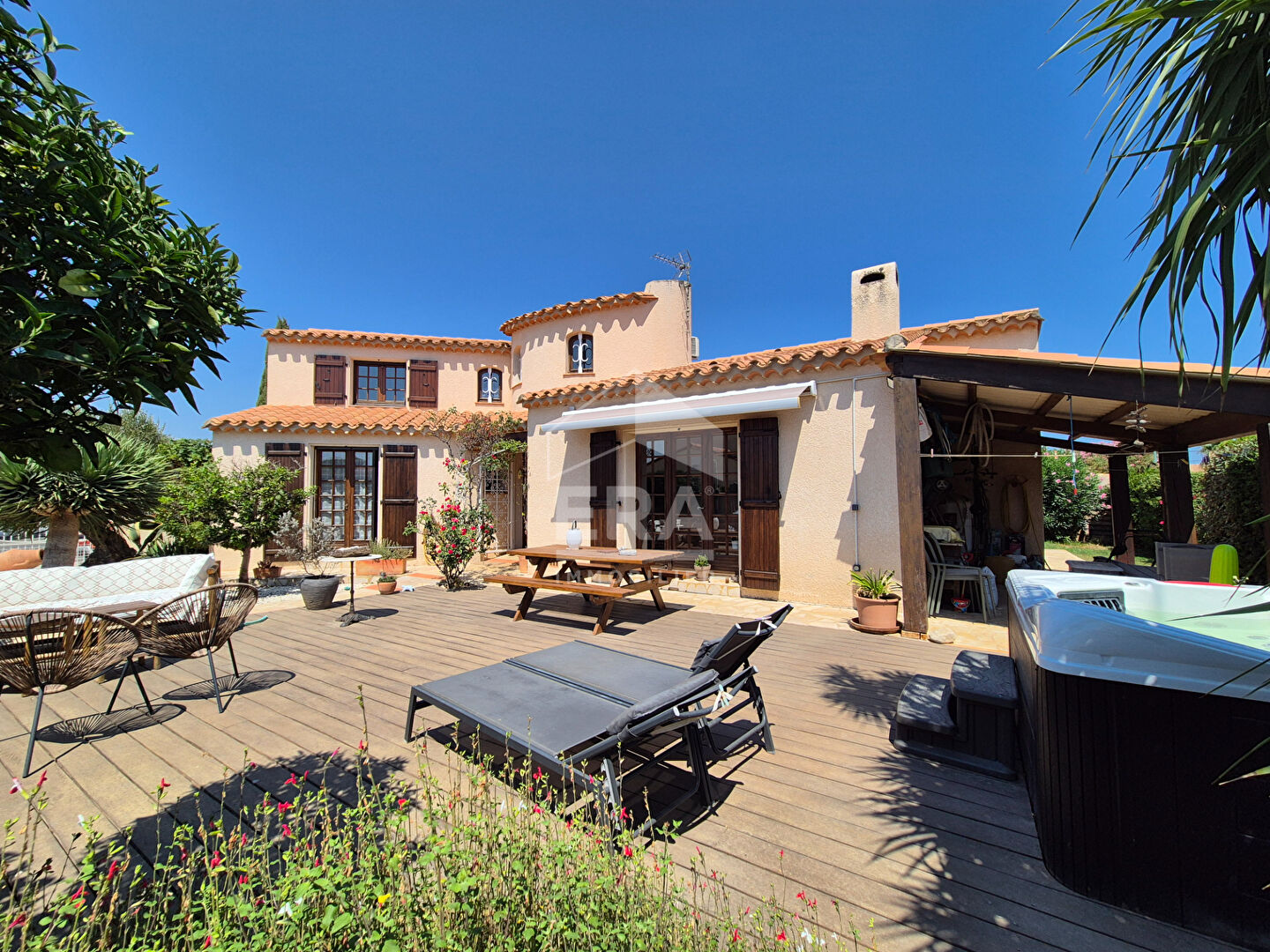 Agence immobilière de ERA IMMOBILIER CHATEAU ROUSSILLON