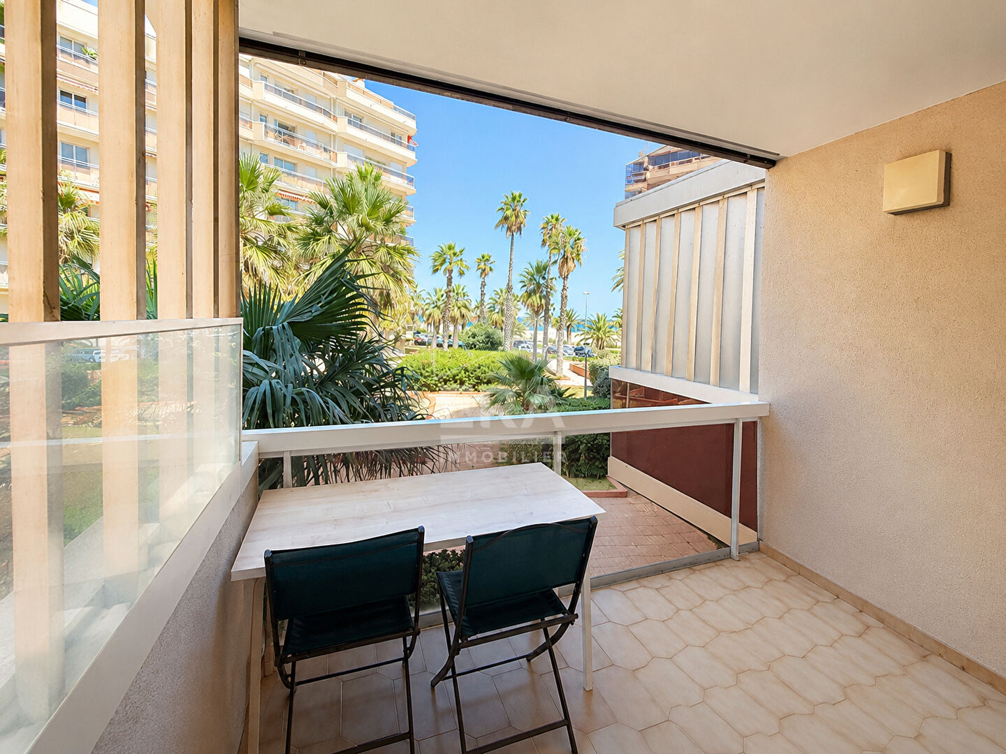 Agence immobilière de ERA IMMOBILIER CHATEAU ROUSSILLON
