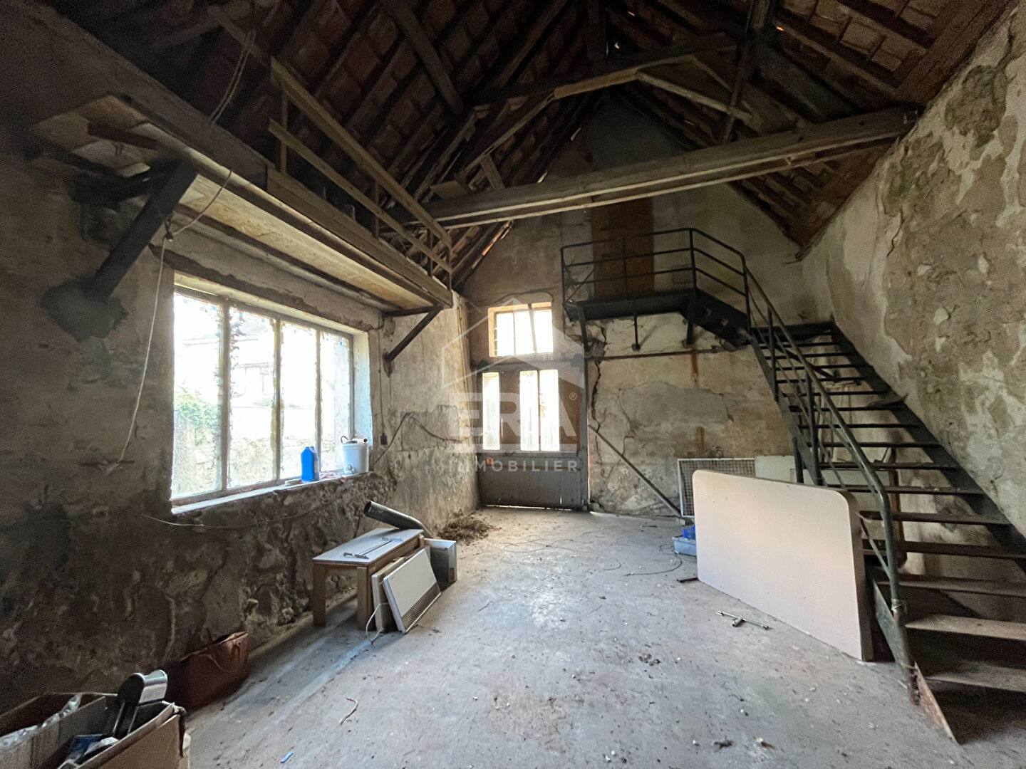 Maison Mamers 5 pièce(s) 209m2 A RENOVER