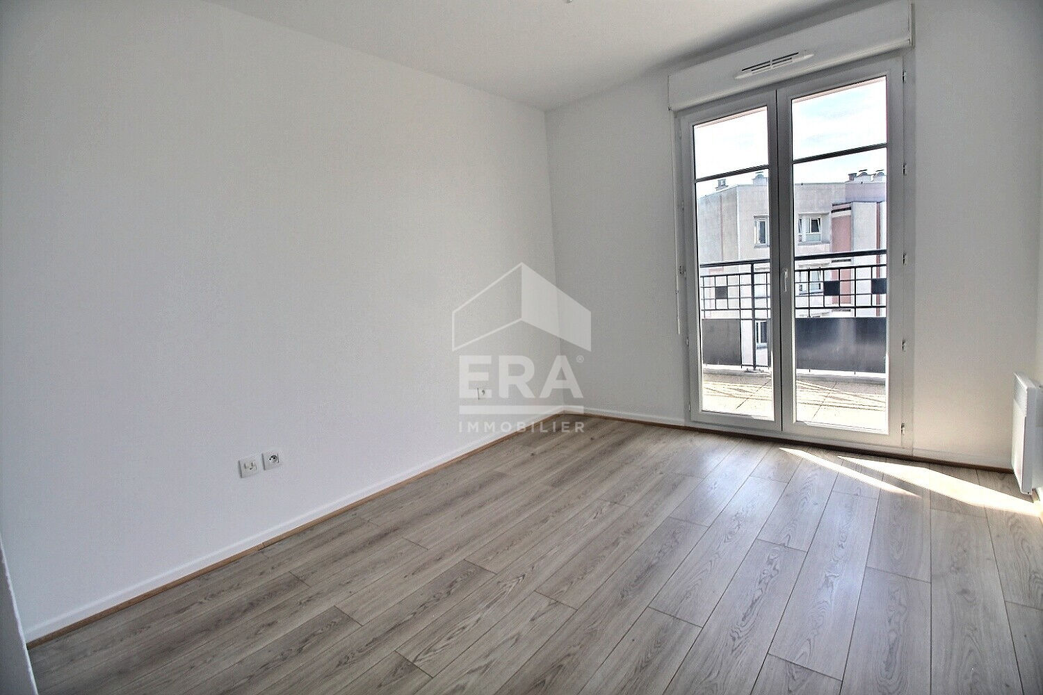 Photo Appartement Le Plessis Robinson 3 pièce(s) 61,32 m2 image 6/6