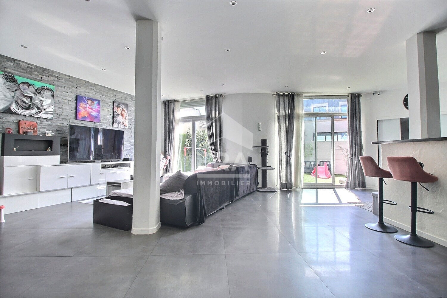 Photo Maison 4 pièces 154m² Le Plessis Robinson image 1/6