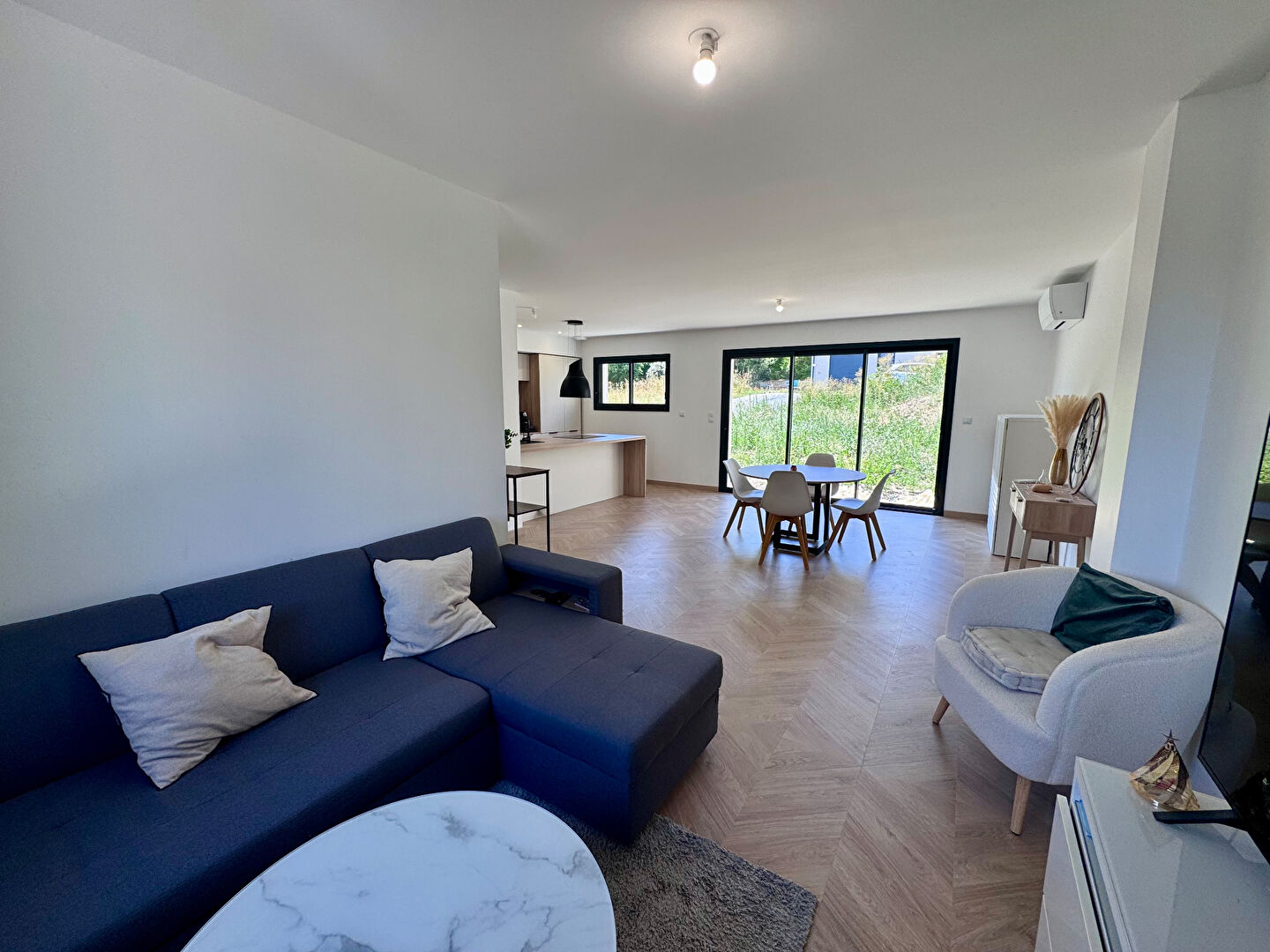 Photo Maison  Neuve, 3 chambres à Cournon D Auvergne image 2/6