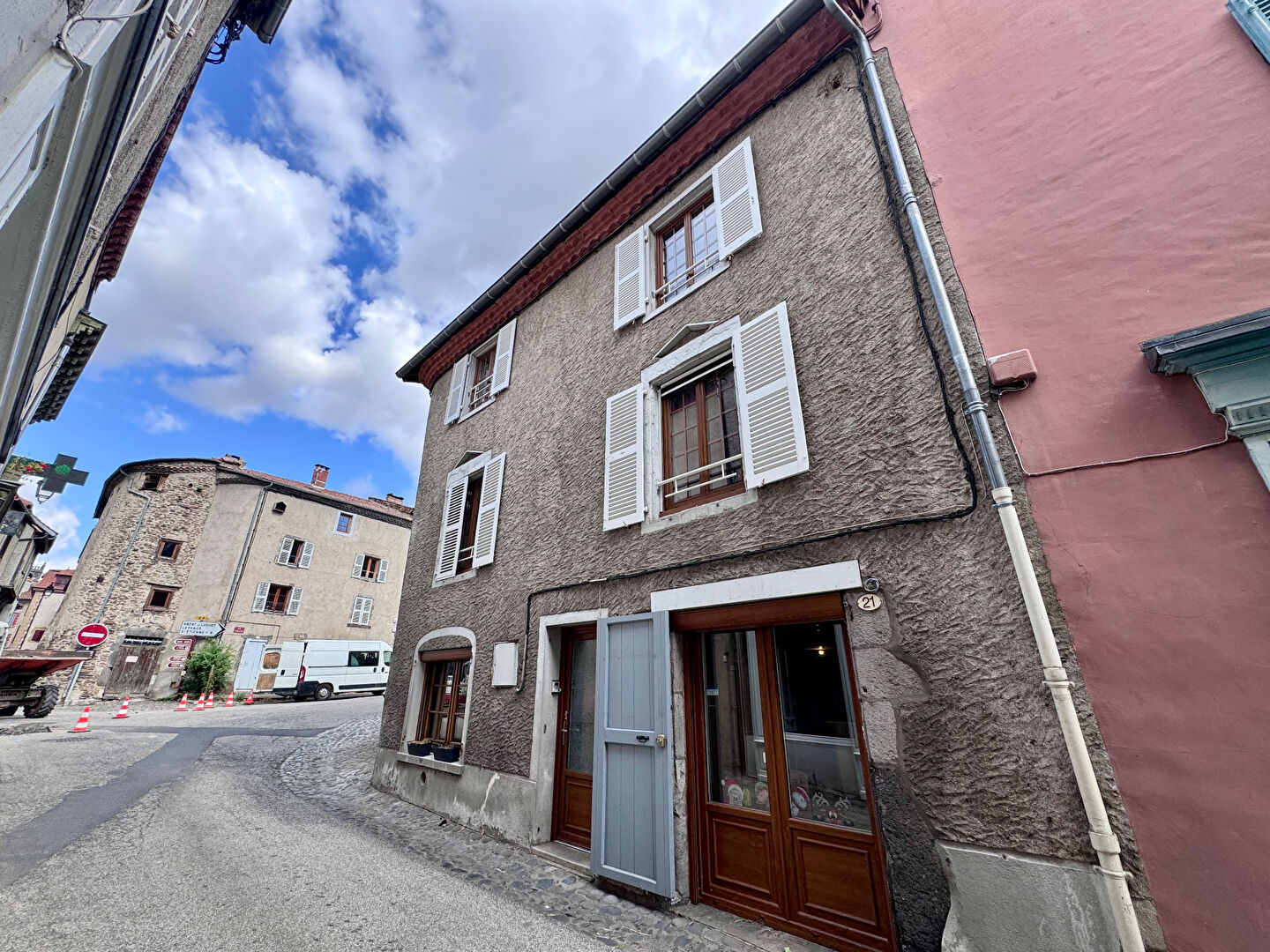 Photo Grande Maison de bourg, 132 m2, 3 chambres, village médiéval image 6/6