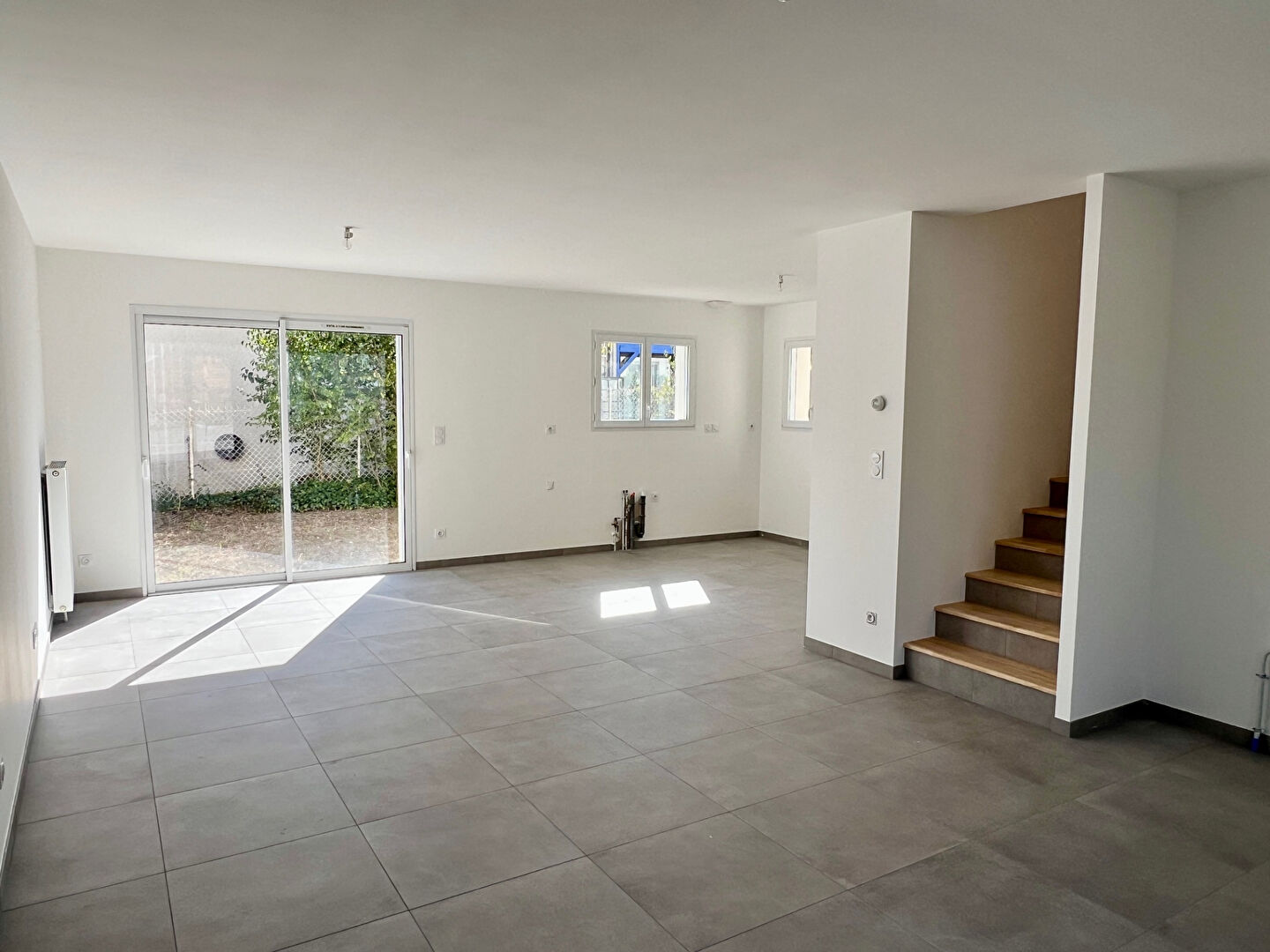 Photo Maison récente 3 Chambres, Jardin et Garage à Cournon-d'Auvergne image 3/6