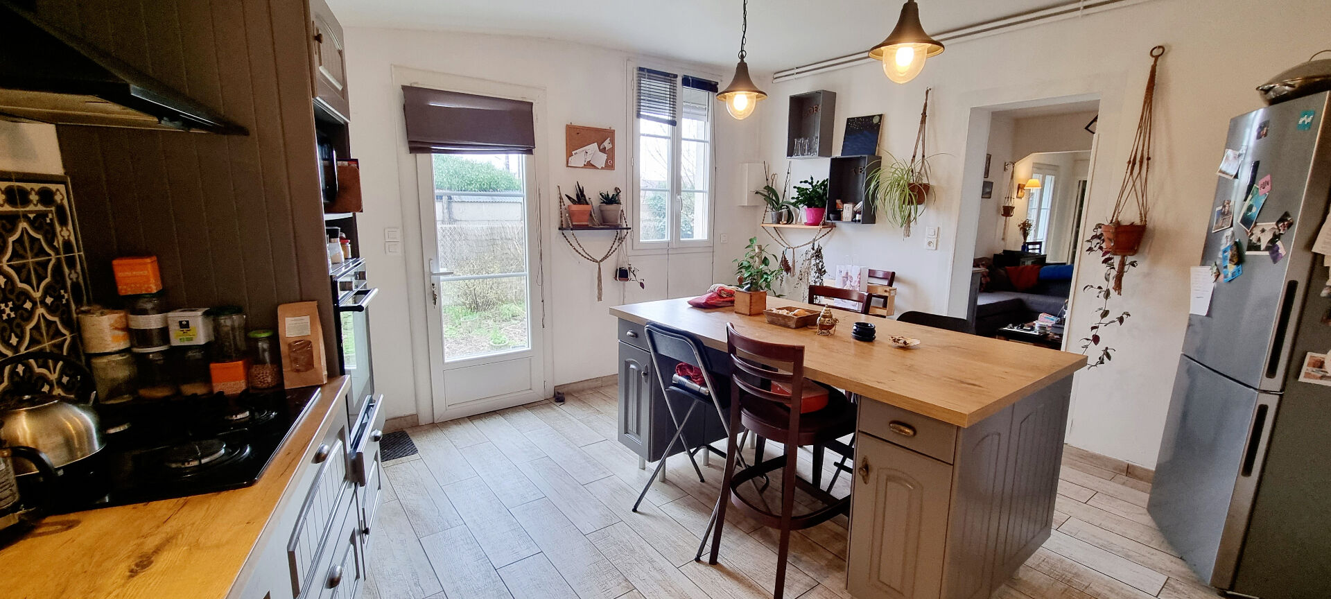 Photo PAUILLAC - Maison en Pierre de 140 m² avec jardin, cave et grand garage image 4/6