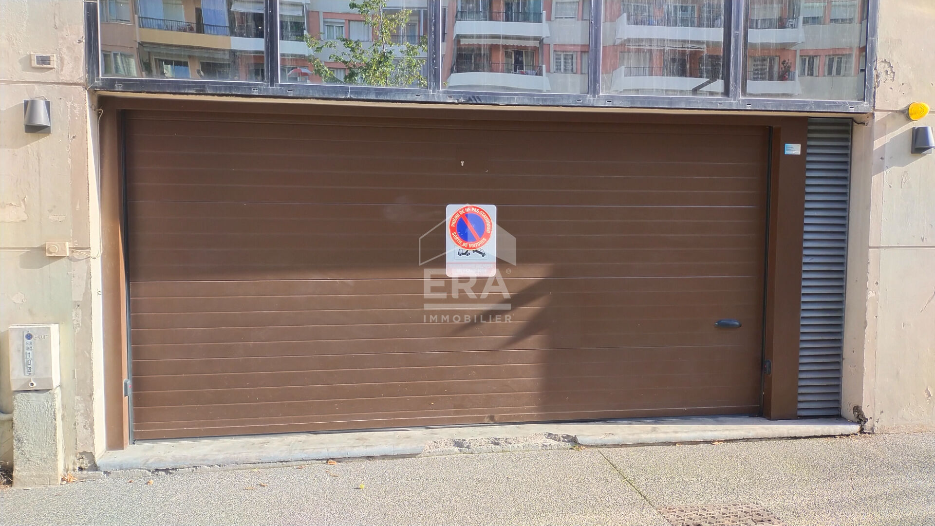 A vendre garage sur rail dans parking sécurisé