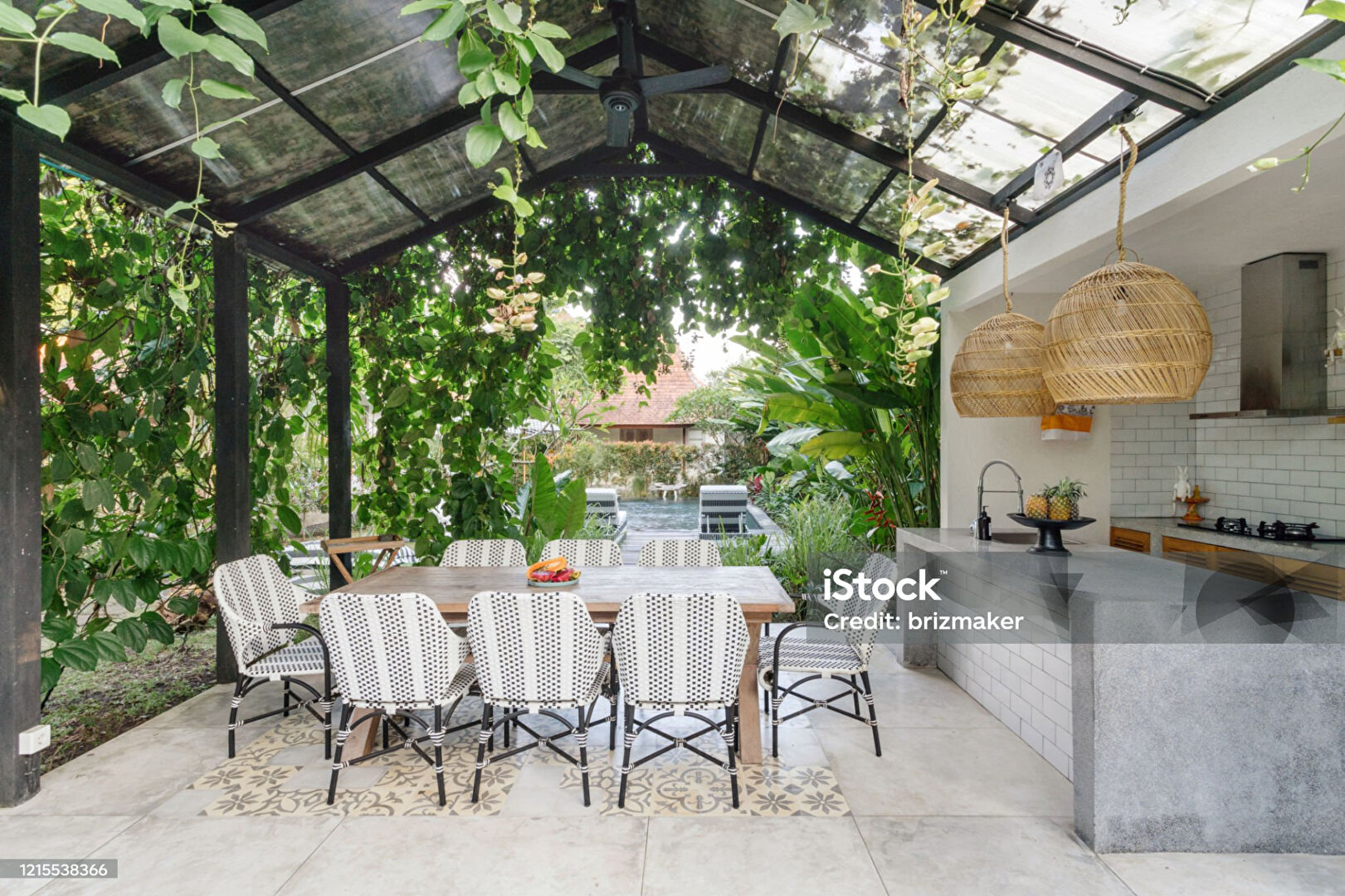Photo Toit terrasse Saint-laurent-du-var 3 pièce(s) 140 m2 à construire image 5/6