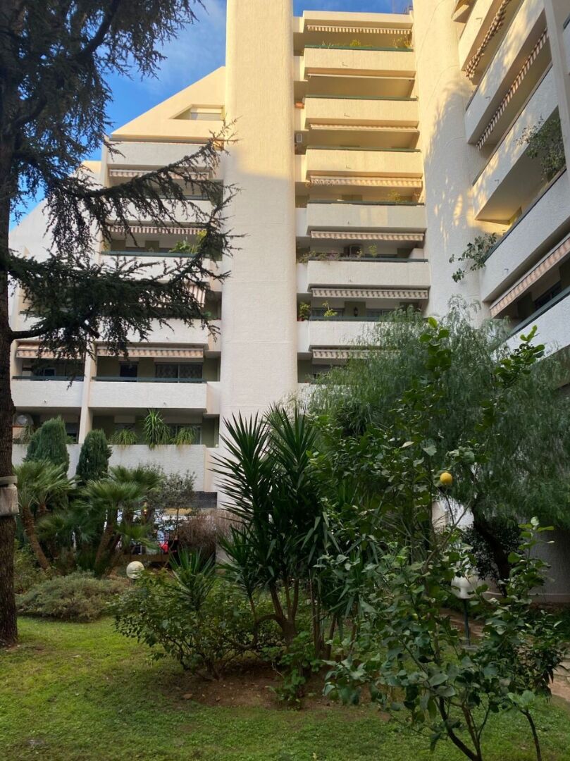 APPARTEMENT TYPE 4 NICE VERNIER