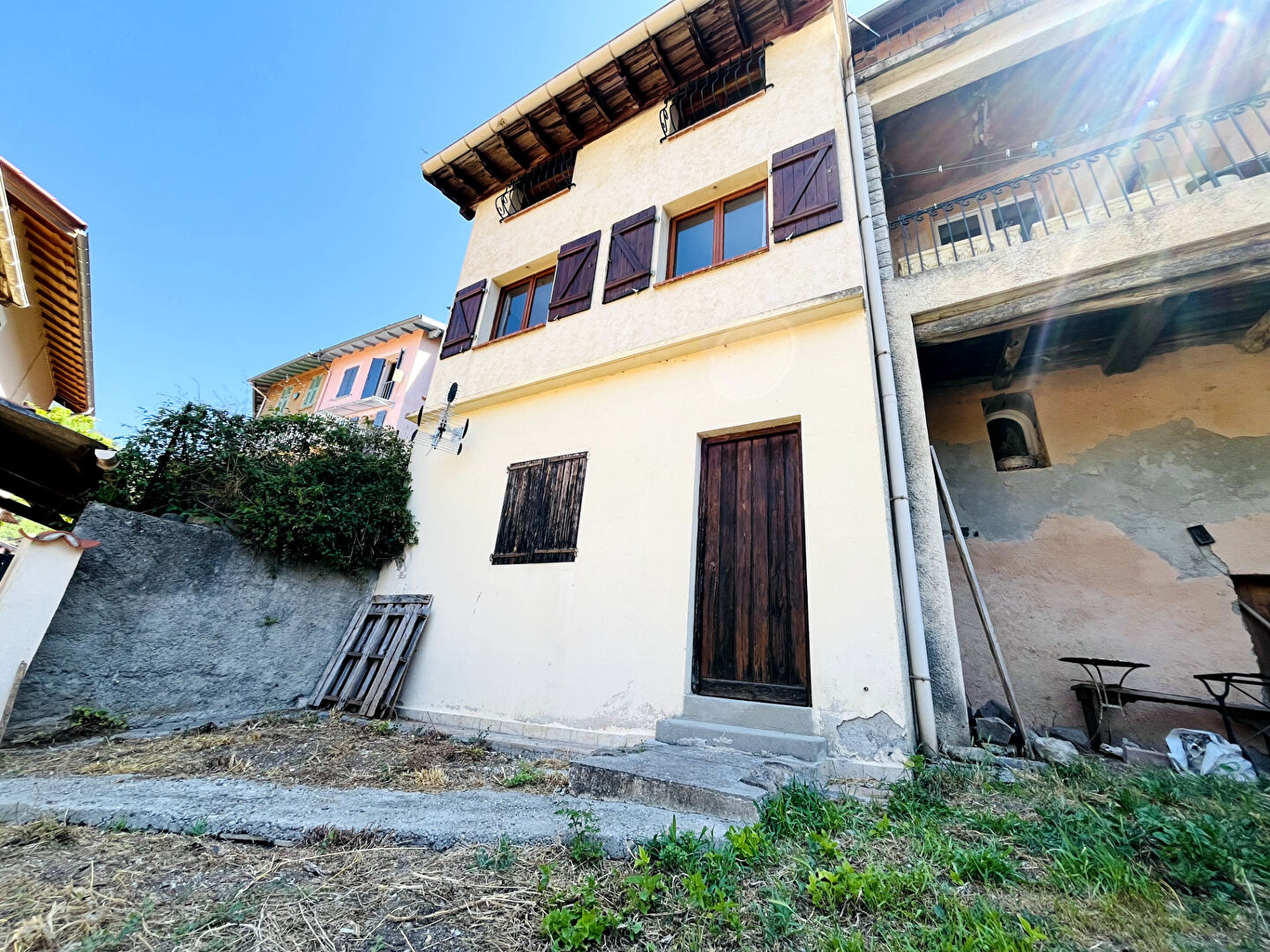 Photo Maison de village Lantosque 2 pièces 27 m2 et jardin 25m2 Vue montagnes image 1/6