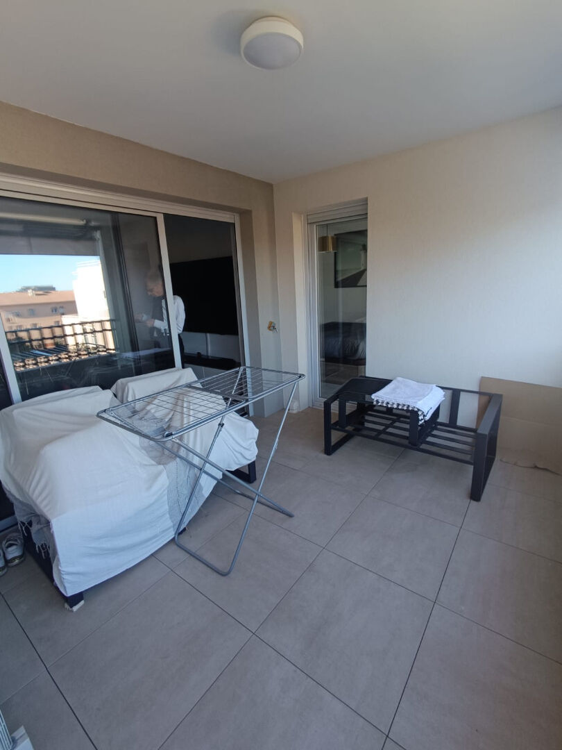 Photo Appartement à Saint Laurent Du Var 2 pièces de 44 m2 en Viager Occupé image 6/6