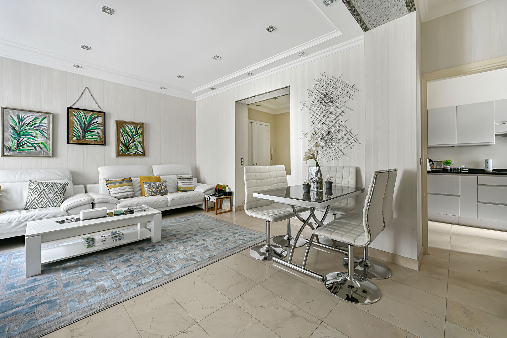 Triangle d'Or - à deux pas de l'Avenue Montaigne - 3 suites parentales et un dressing