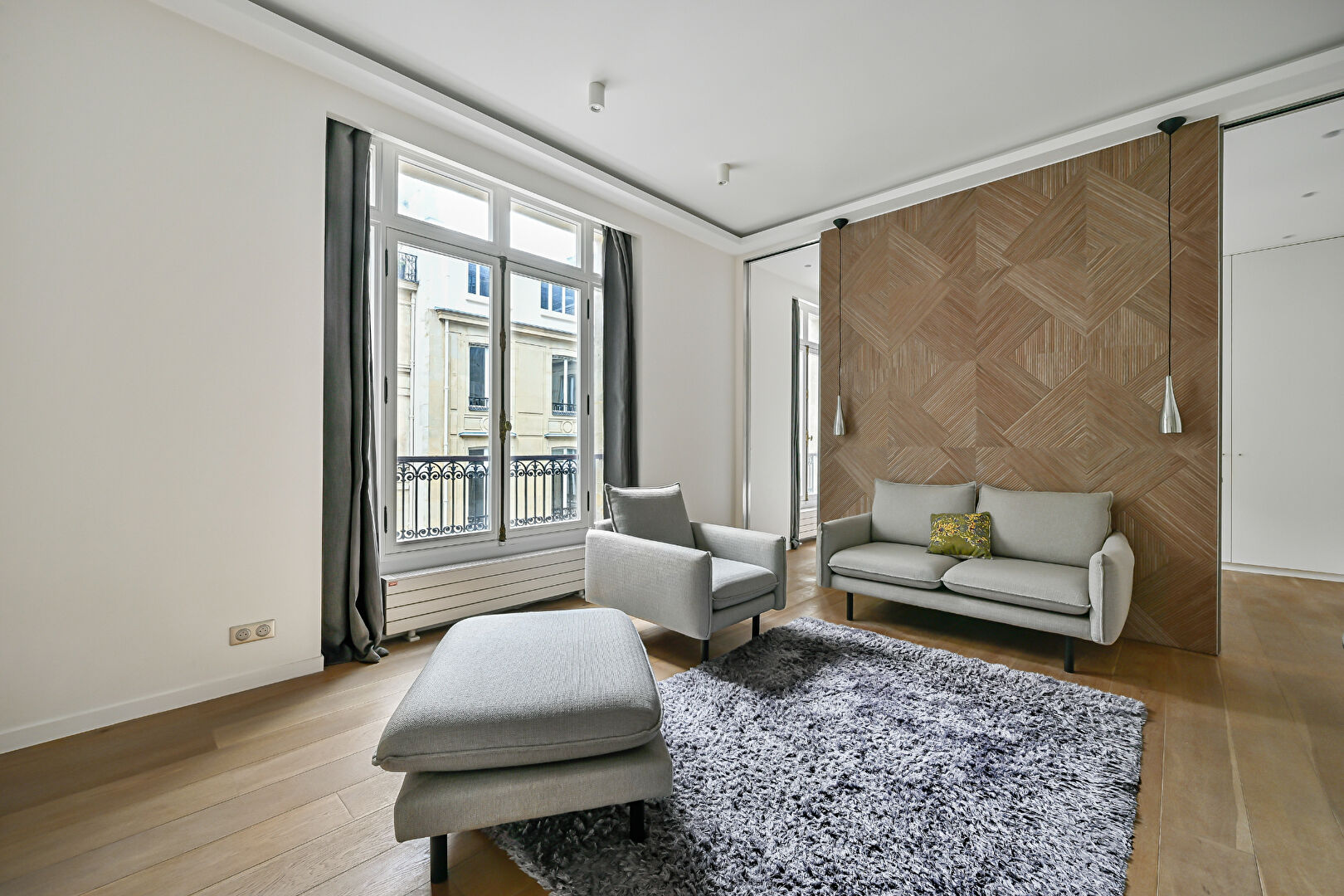 Appartement de Luxe meublé - 2 pièces Triangle d'or  - À quelques pas de l'Avenue Montaigne