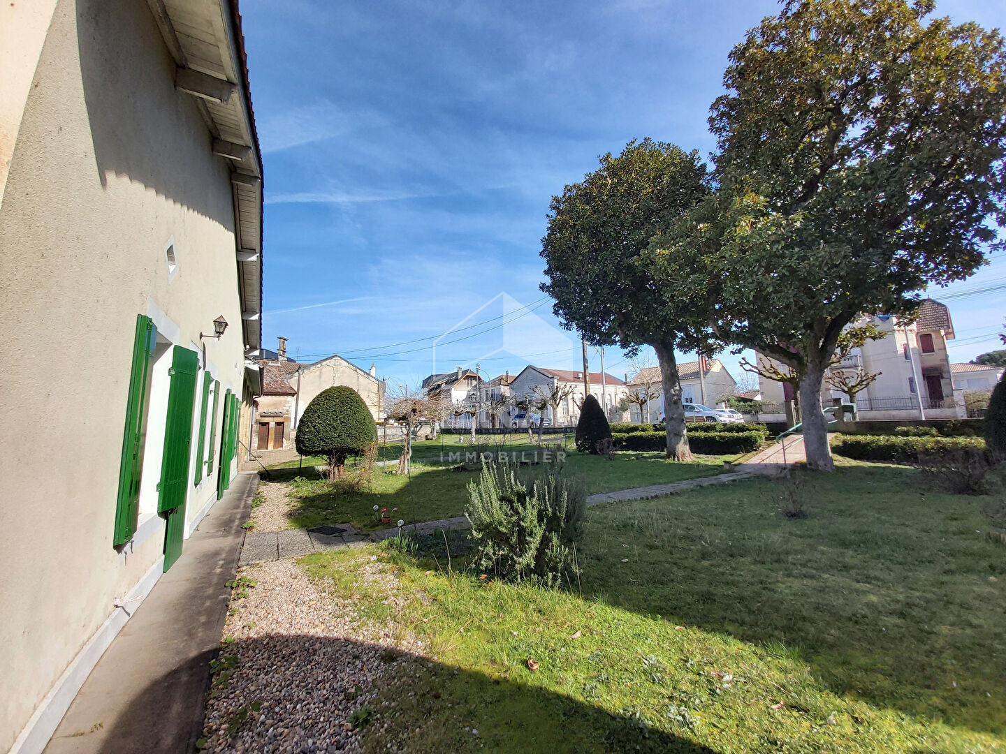 Photo STE FOY LA GRANDE - dans un quartier privilégié, maison de plain-pied 124m² avec garage et jardin. image 4/6