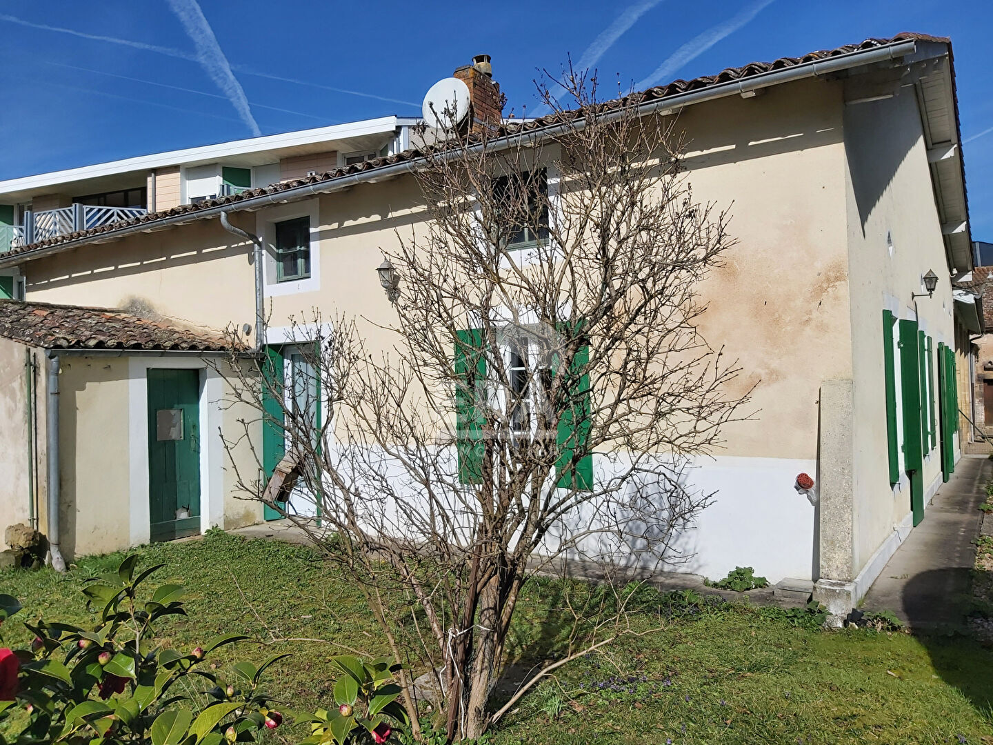 Photo STE FOY LA GRANDE - dans un quartier privilégié, maison de plain-pied 124m² avec garage et jardin. image 5/6