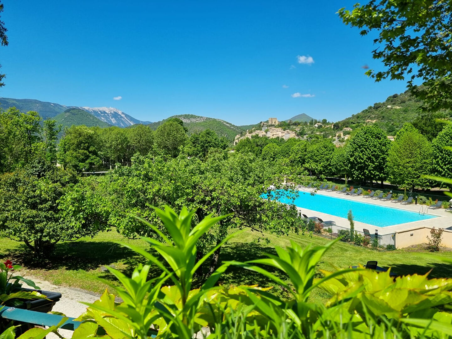 Fonds de commerce CAVISTE RESTAURANT en plein coeur des cures thermales