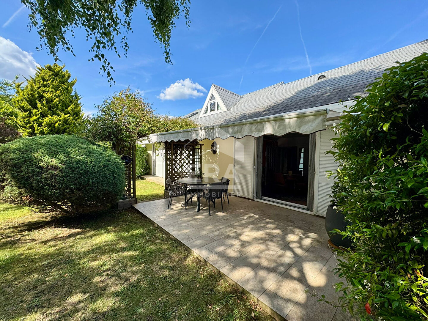 Photo Combs La Ville Maison 5 pièce(s) 135 m2 image 1/6